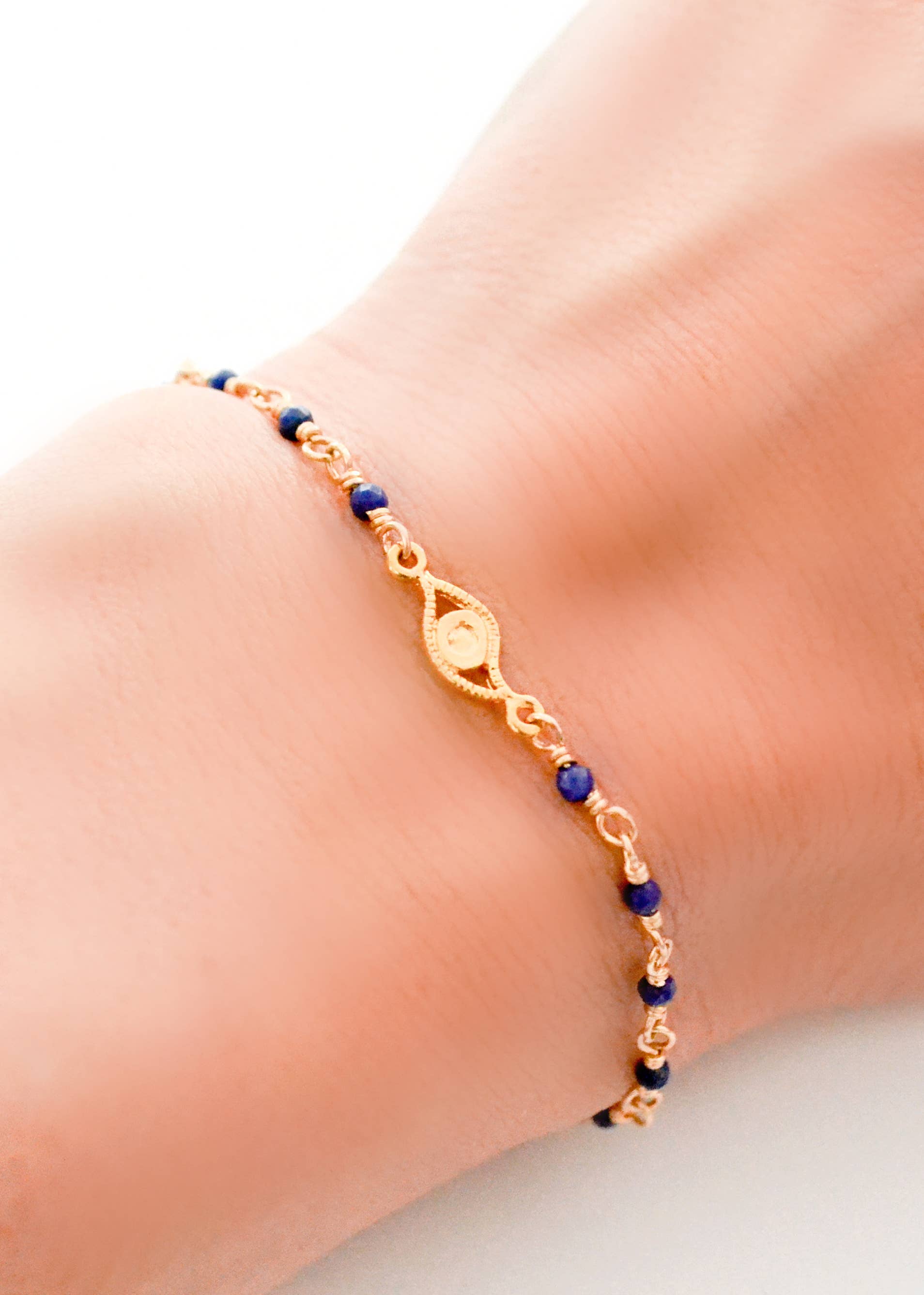 Lapislazuli Böser Blick Charm Armband – Vergoldet 14k