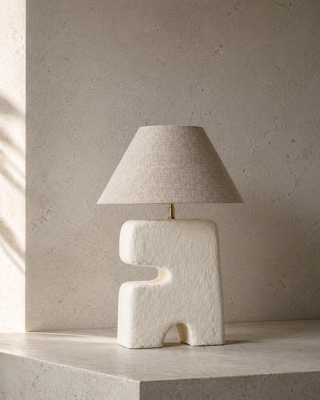 L’Objet Sculptural Table Lamp – Vit Ø35 cm