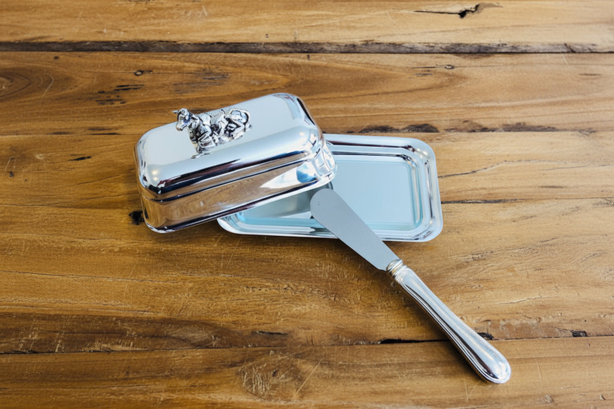 Somerset | Butterdose mit Kuh in Silber-Optik