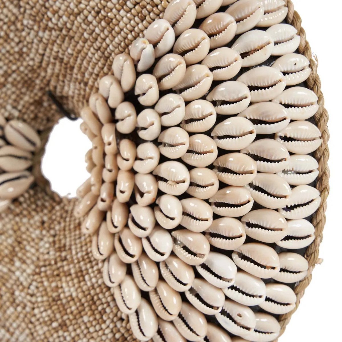 The Doh Nuts on Stand – handgjord snäckskulptur på stativ