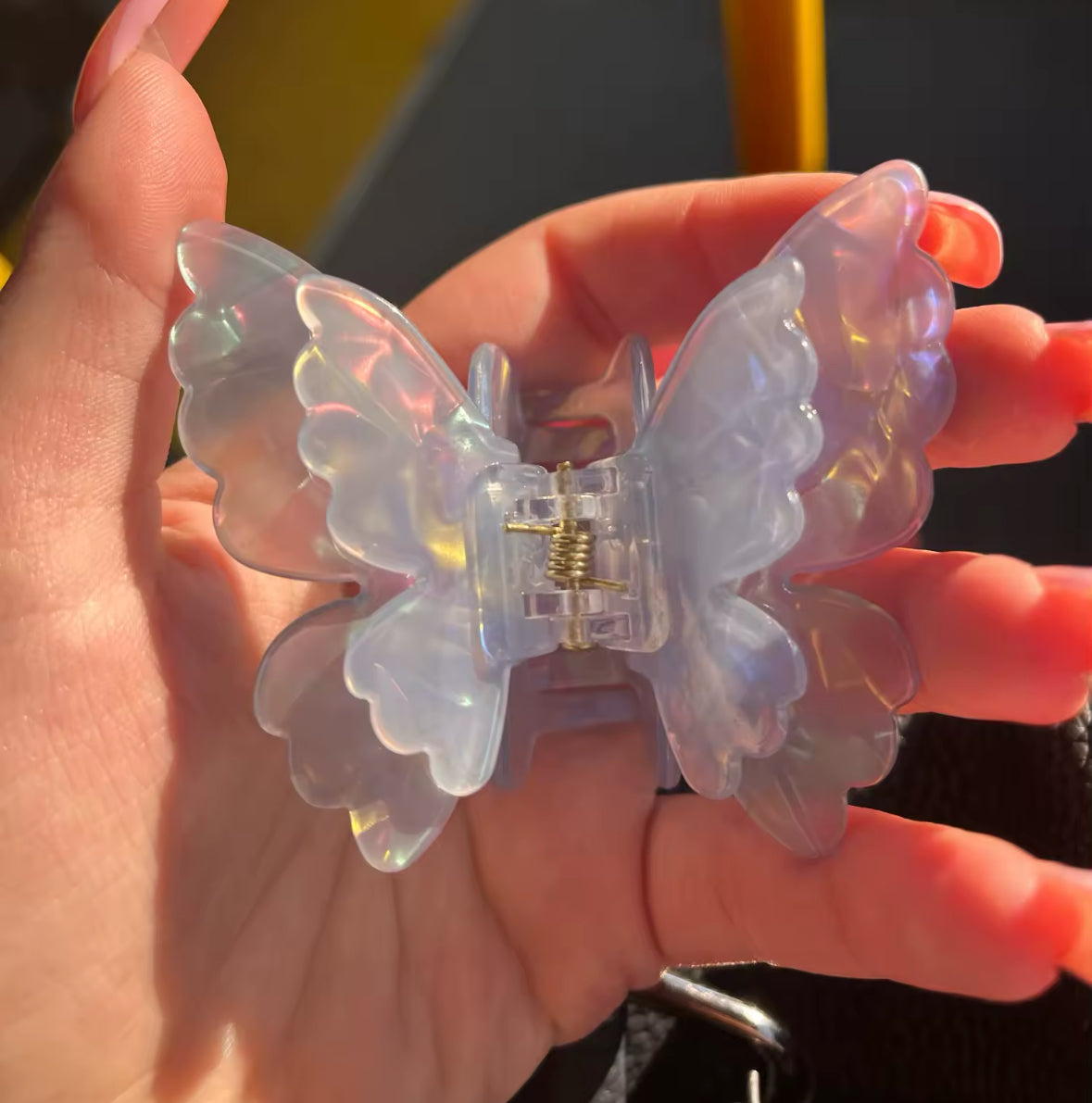 Fjäril | Skimrande Hårklämma