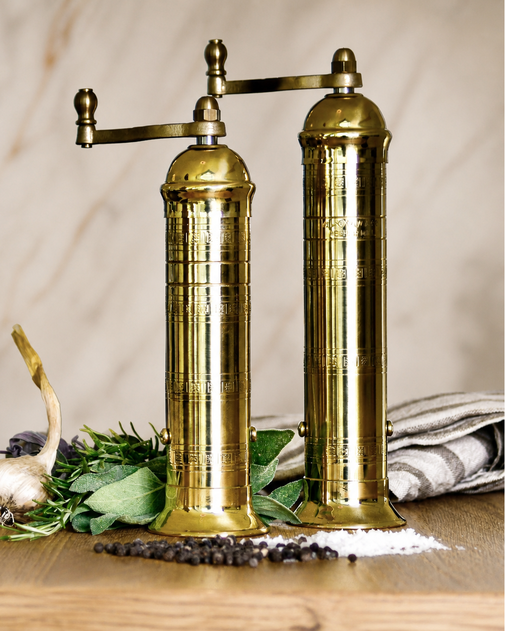 Alexander Mills Set – 23 cm Salz- und 20 cm Pfeffermühle (Bestseller)