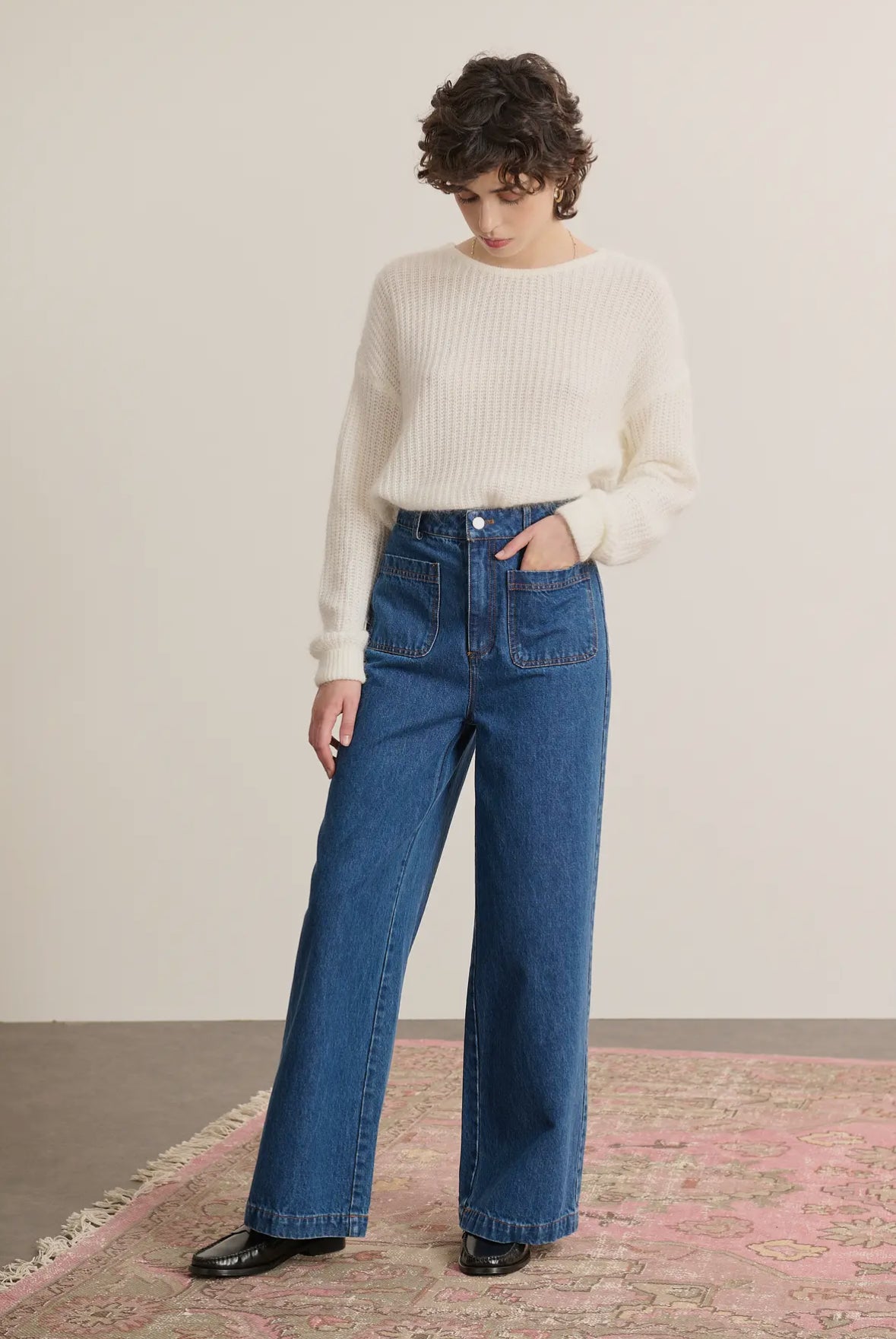 Pull tricoté à manches longues blanc façon mohair