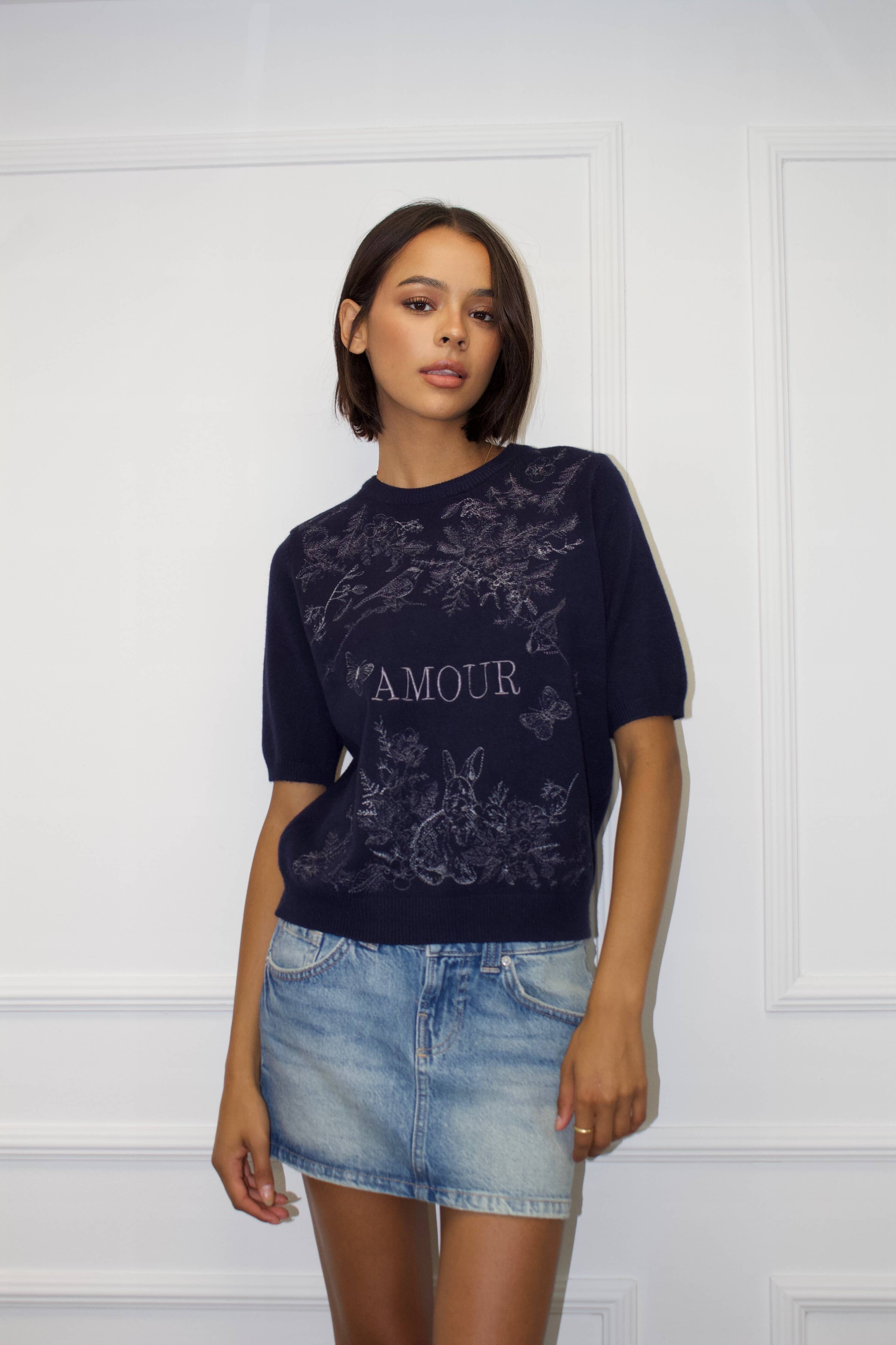Amour – Stickad tröja i Kashmirmix med broderade detaljer