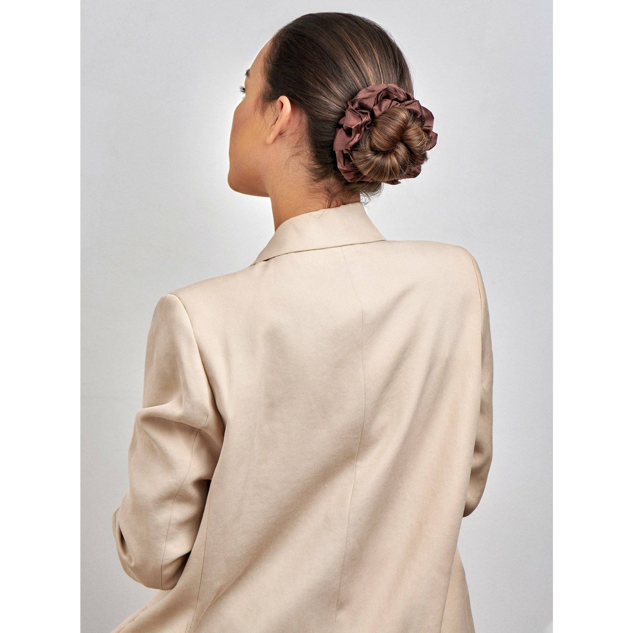 Chouchou en soie pure marron