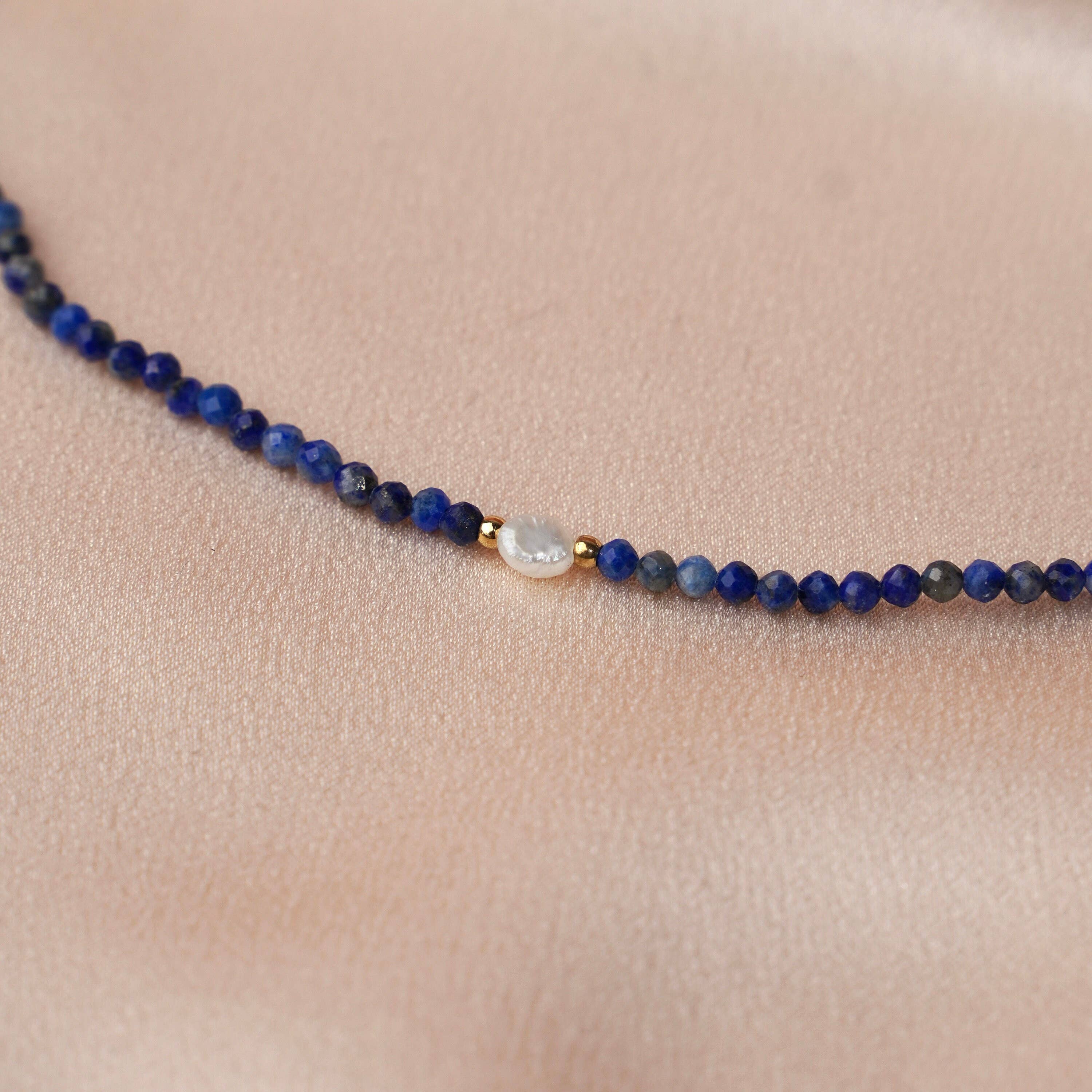 Halskette | Lapislazuli und Perlen