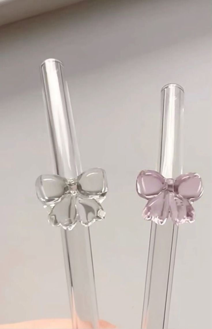 Trinkhalme aus Glas mit rosa Schleifen – 6er-Pack mit Reinigungsbürste