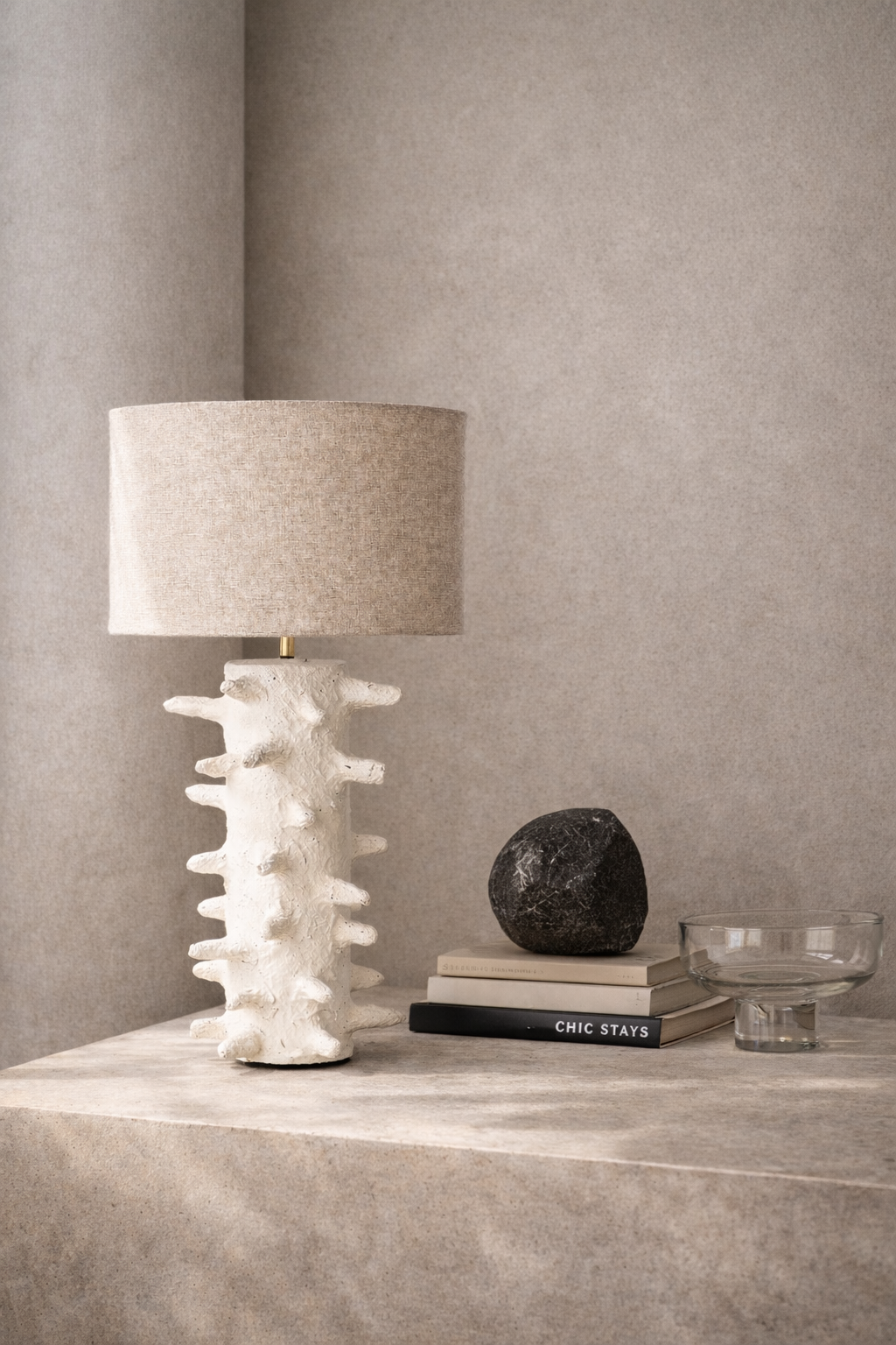Spiketacular Tischlampe – Weiß (Mittel)