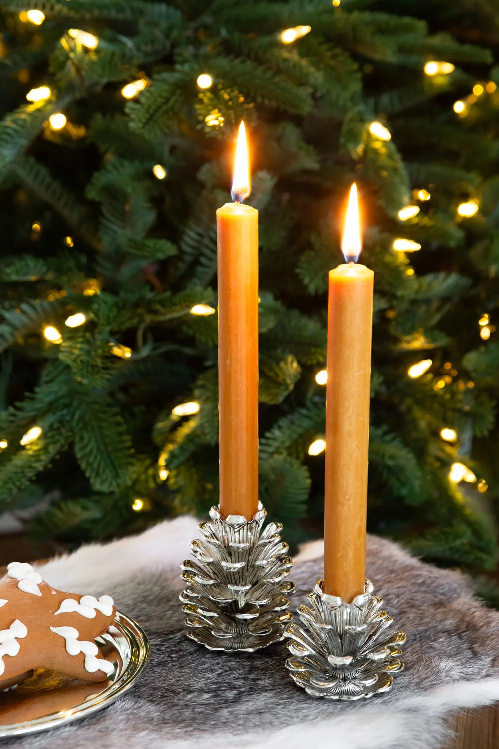 Ljusstake “Pinecone” – 9 cm / 6 cm (silverfinish) – EDZARD