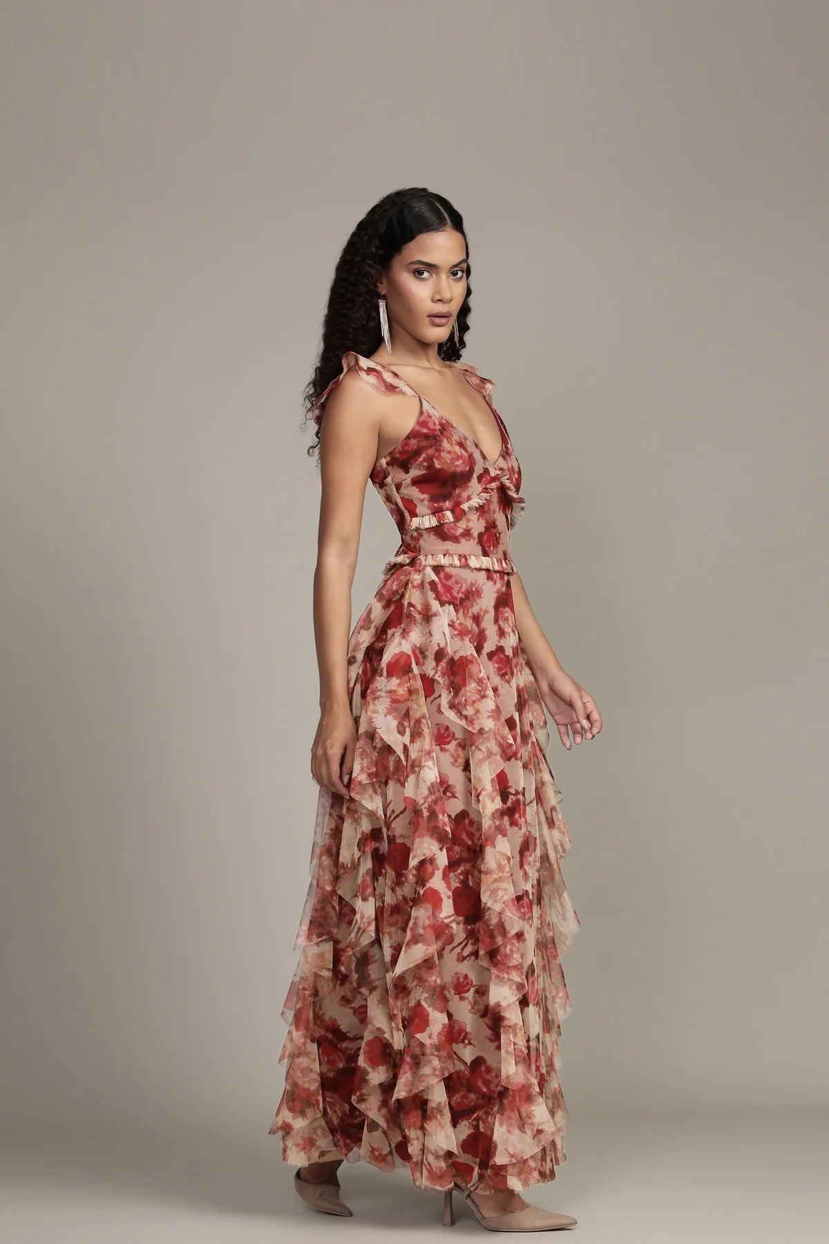 Lace & Beads – Malin Maxikleid mit Rosenmuster