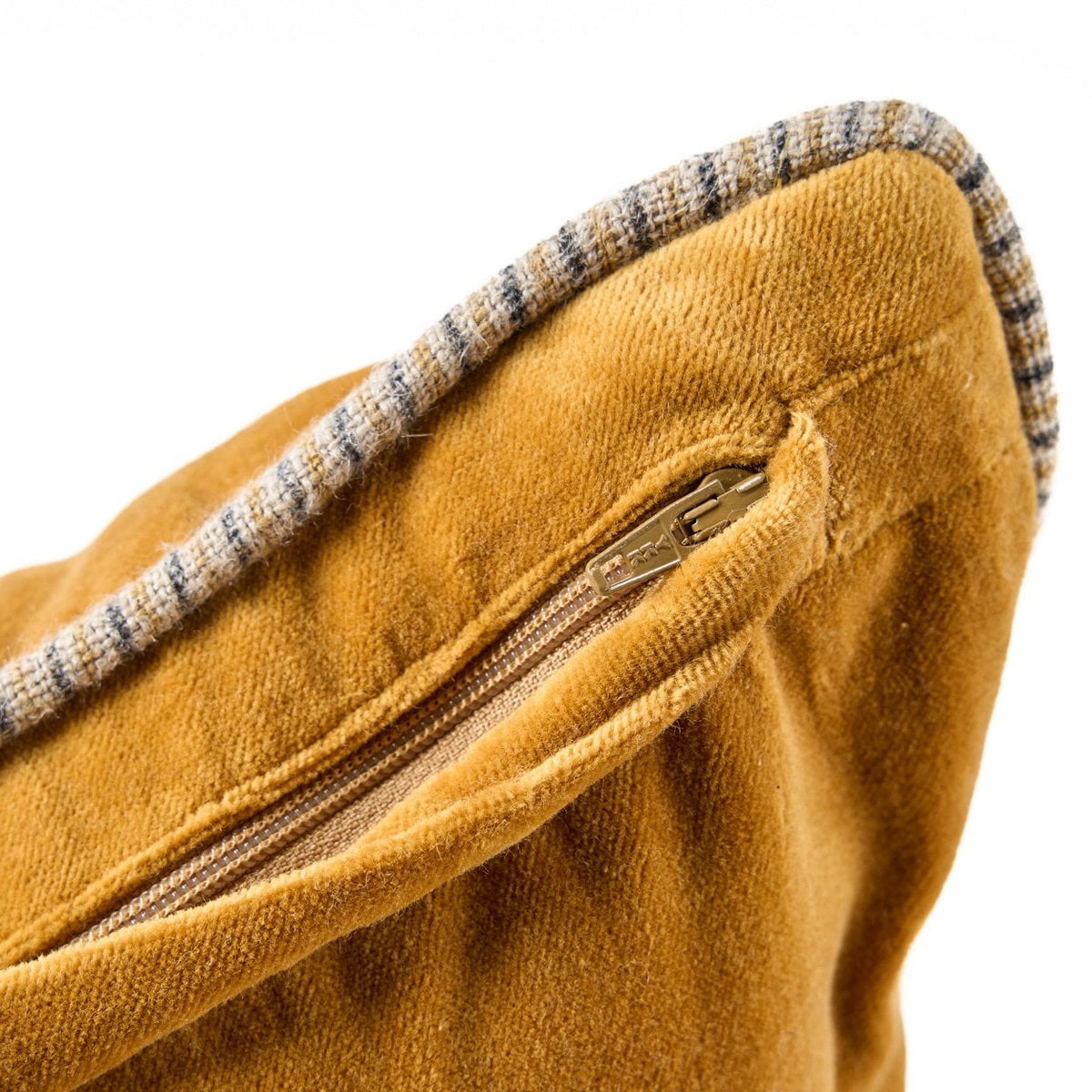 Velvet Crush Kuddfodral i Sammet – Mustard 50×50