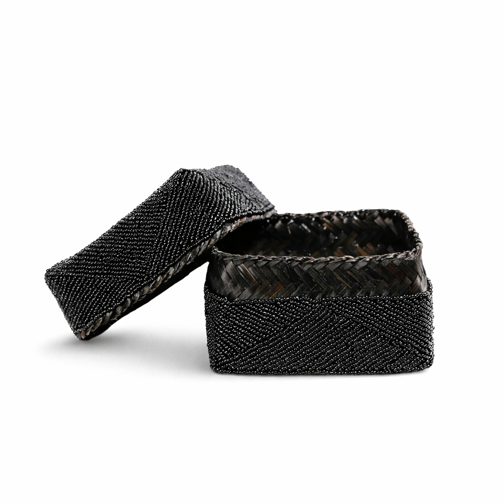 Boîte perlée en bambou – Noir (Grande)