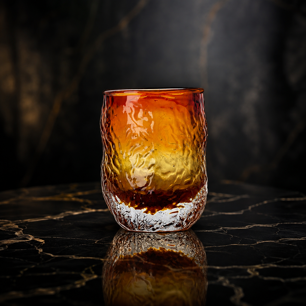 Marbella Glow Tumbler Amber – Munblåst glas | Bazar Bizar