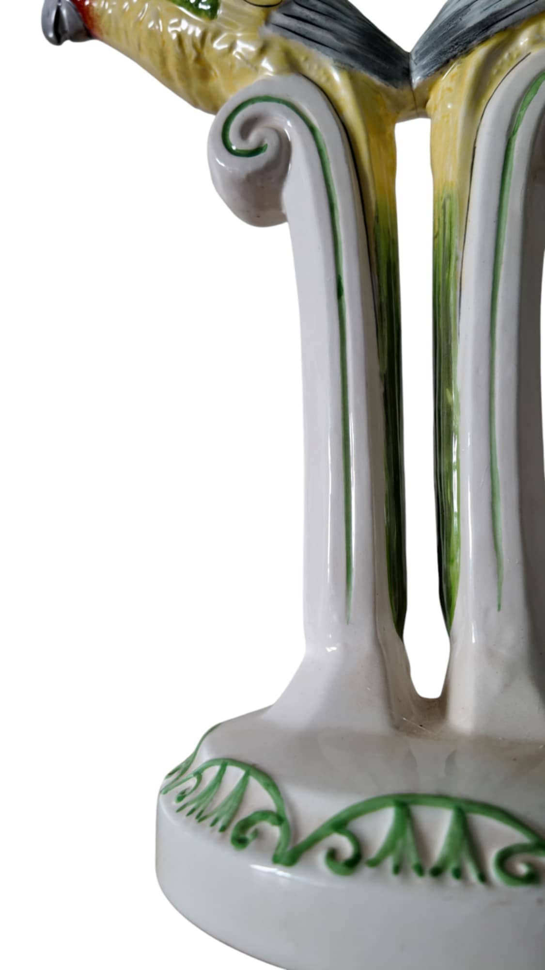 Chandelier perroquet – un rêve Art déco en céramique