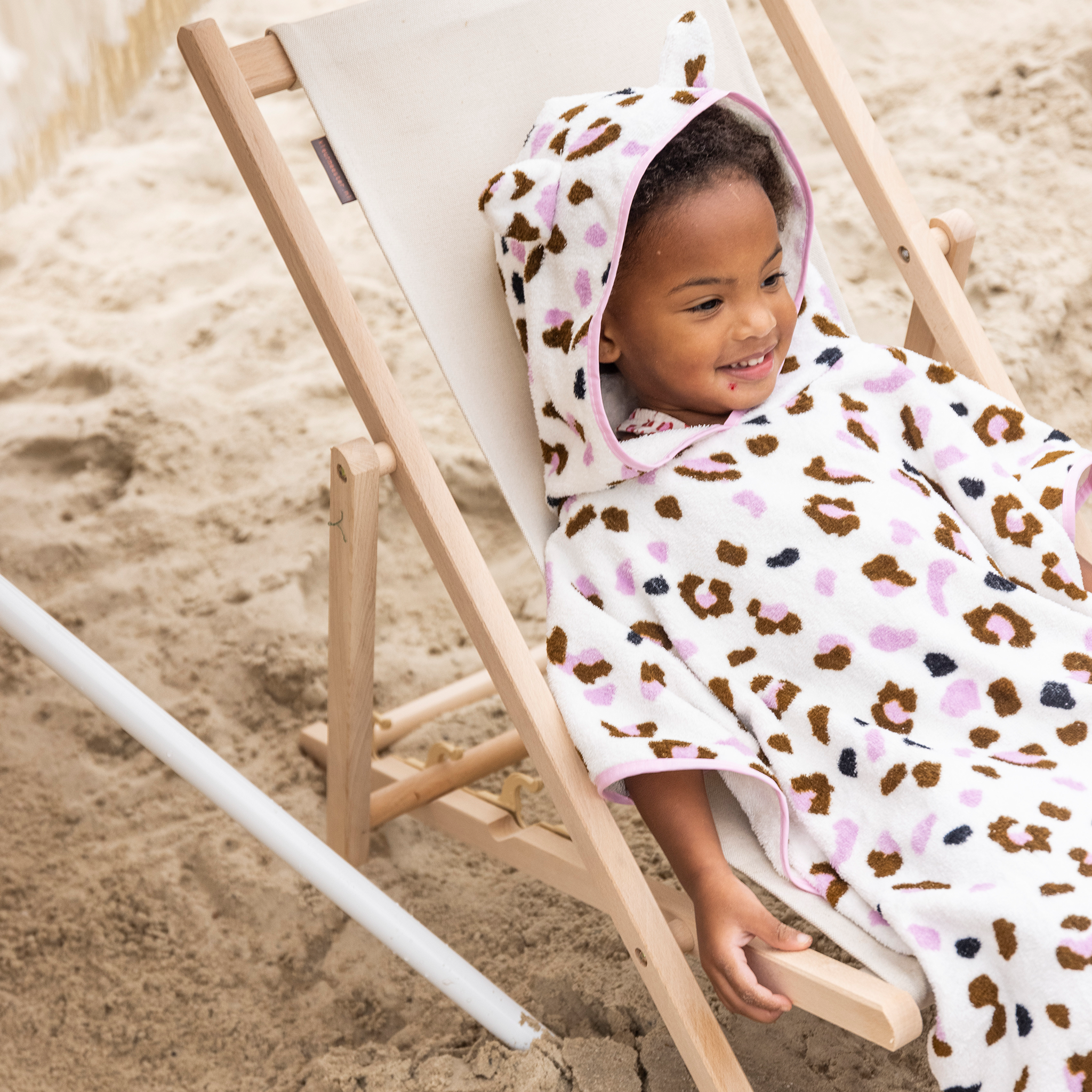 Swim Essentials Strandponcho in Offwhite Panther-Print 65 x 65 cm