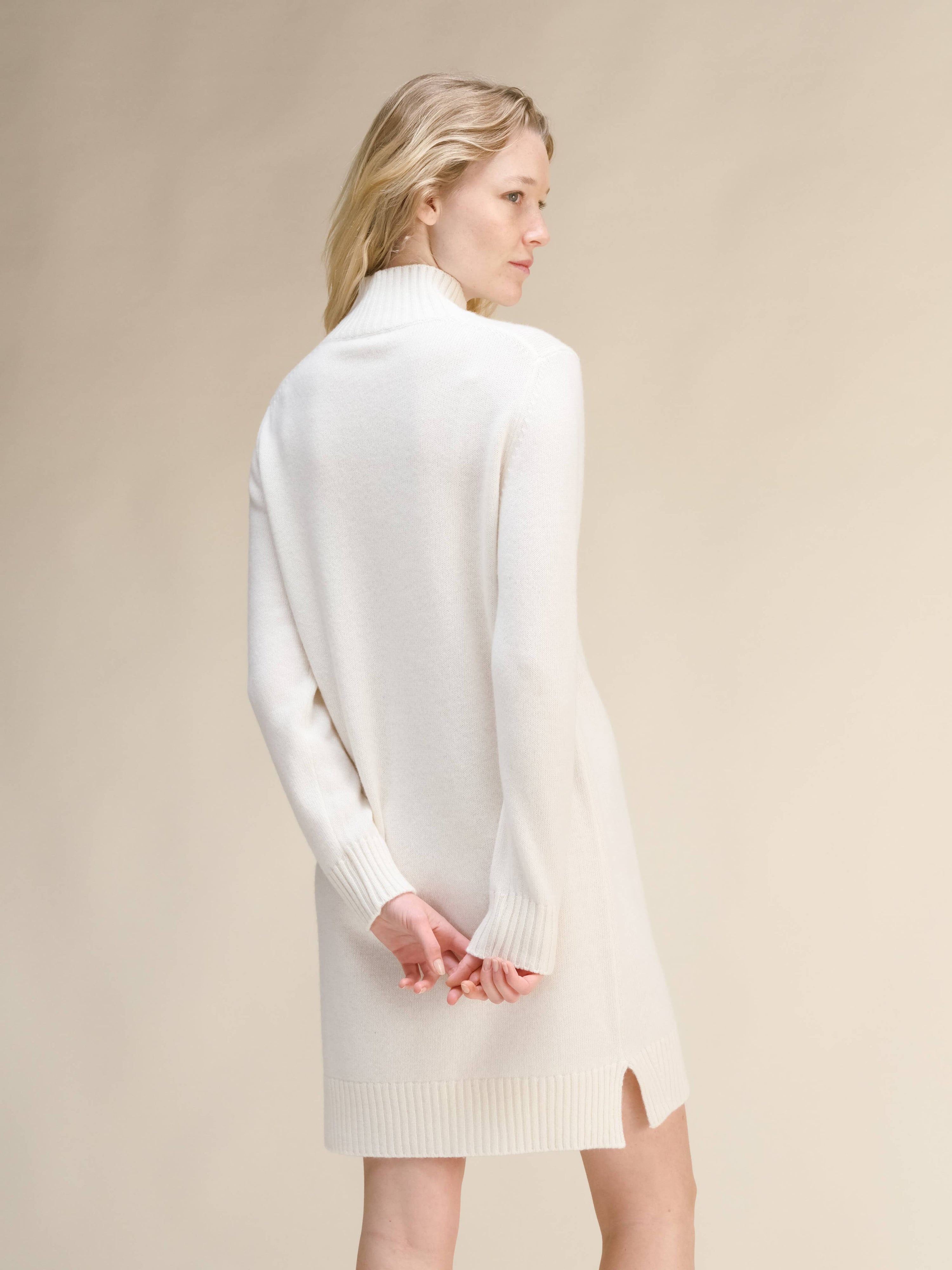 Midikleid aus Kaschmirmischung mit hohem Kragen – LÈMME