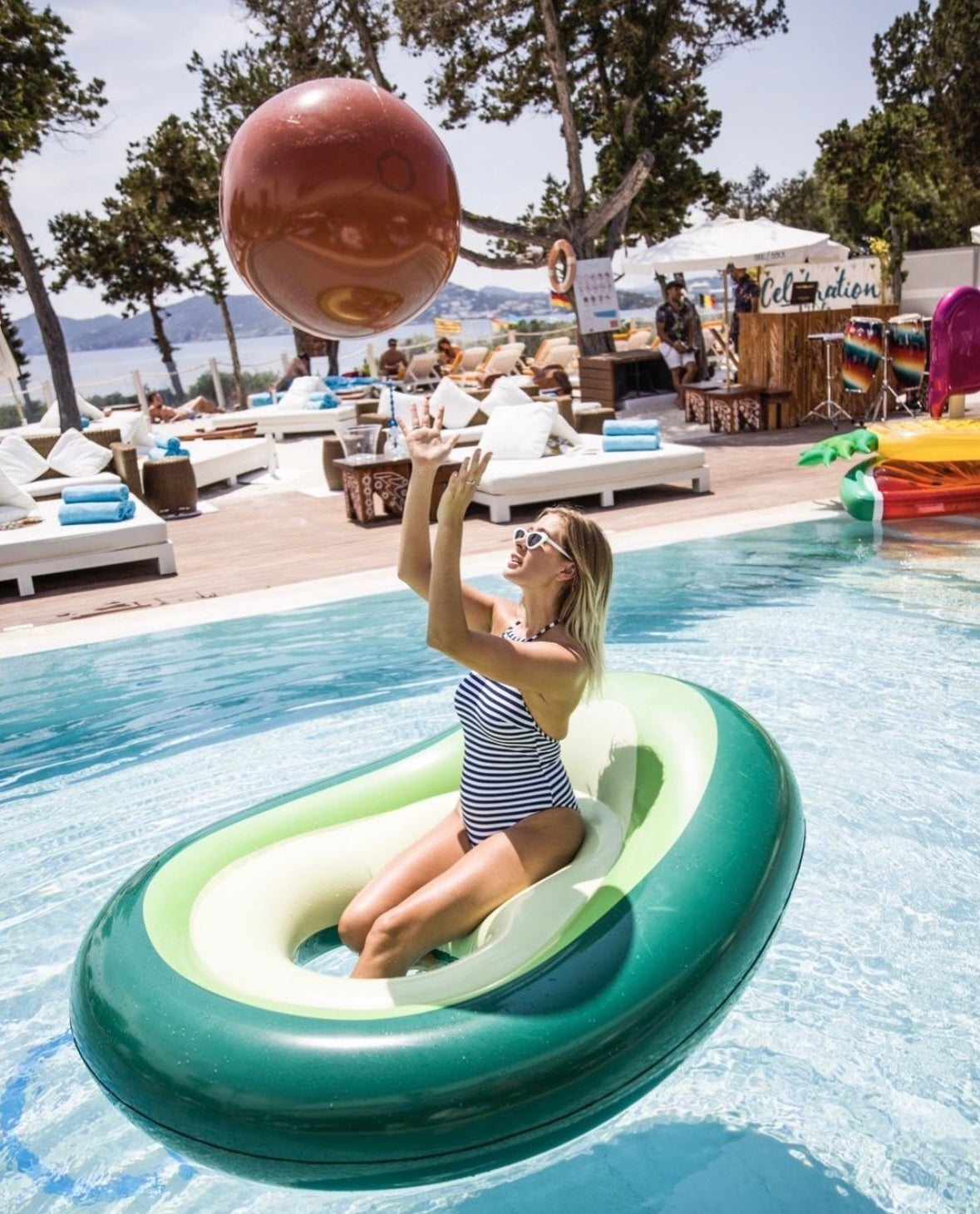 Schwimmring - Große Avocado, Swim Essentials
