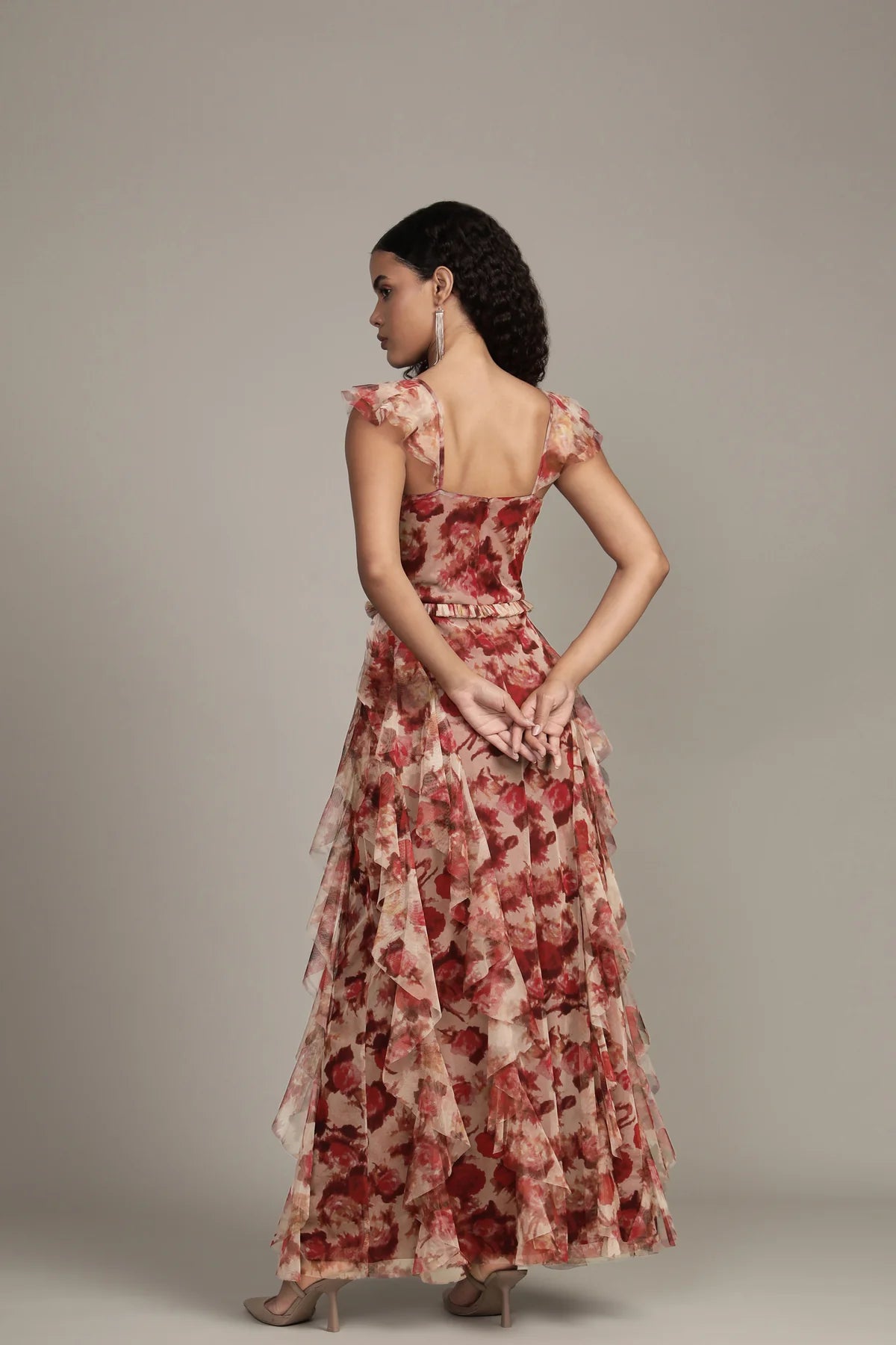 Lace & Beads – Malin Maxikleid mit Rosenmuster