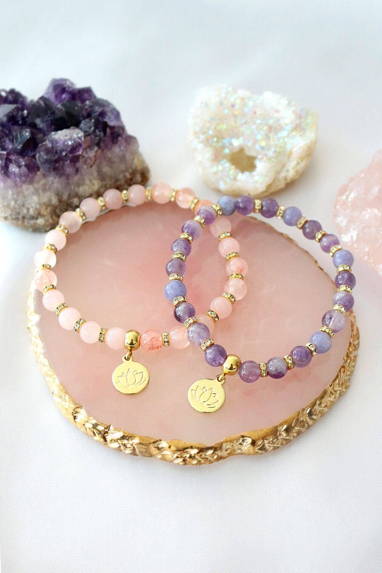 Kristallarmband | 24 Karat vergoldetes Amulett