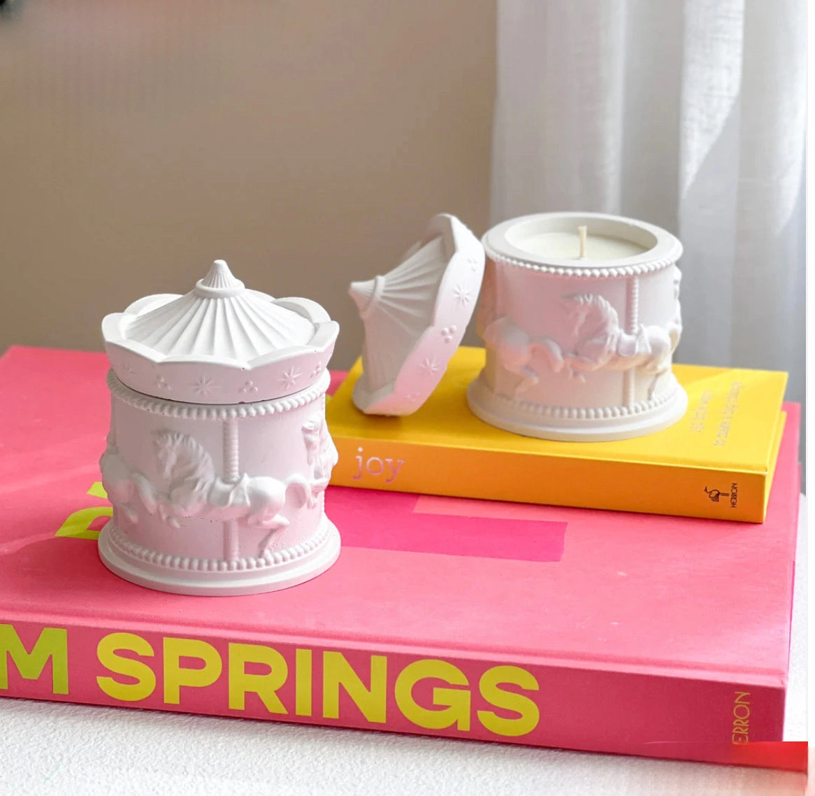 Karusell - Organic Scented Candles of Soy & Rapeseed Wax from France