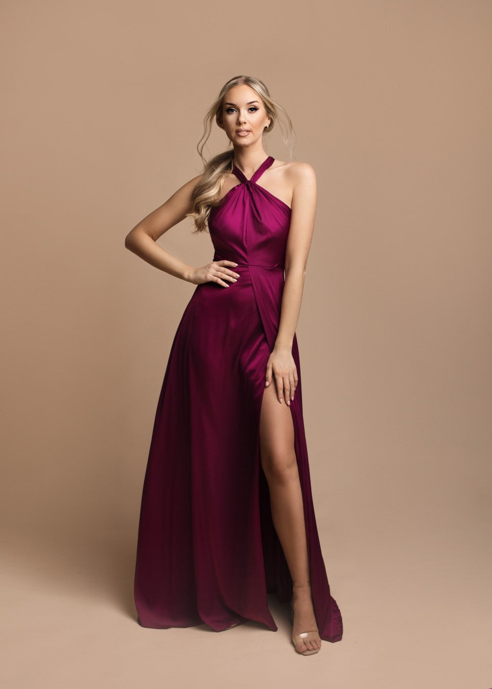 Long dress in satin, Eva & Lola