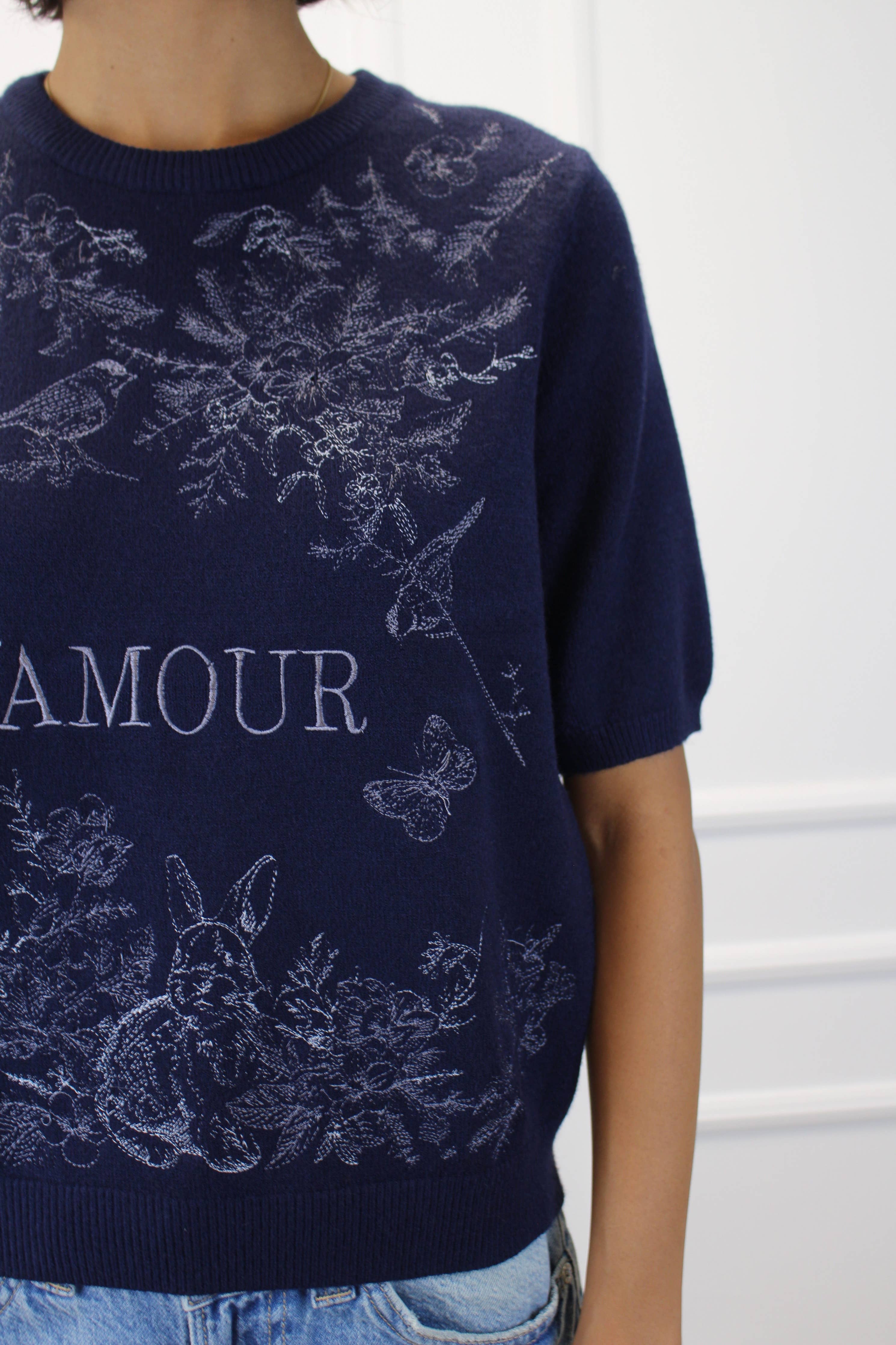 Amour – Stickad tröja i Kashmirmix med broderade detaljer