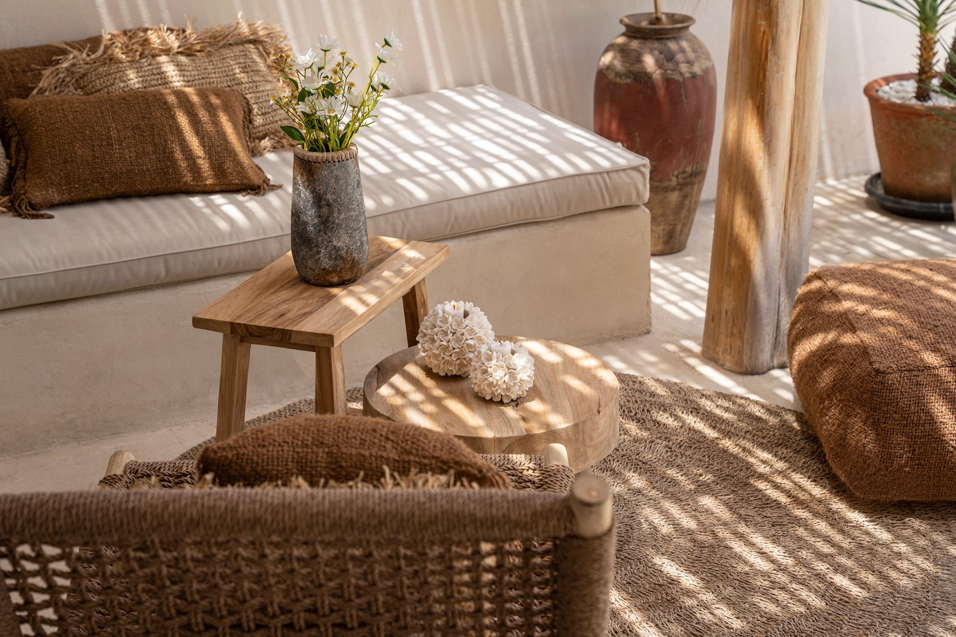 Flower Power Seashell Candle Holder - Size L