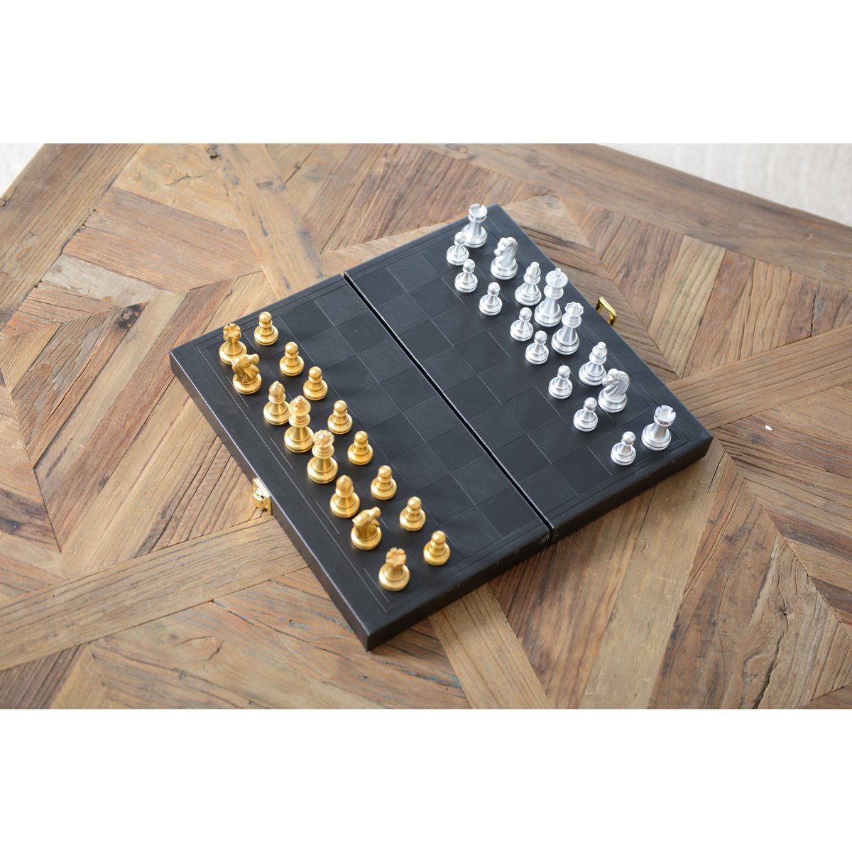 Lyxigt Backgammon & Schack-set – Veganskt läderetui