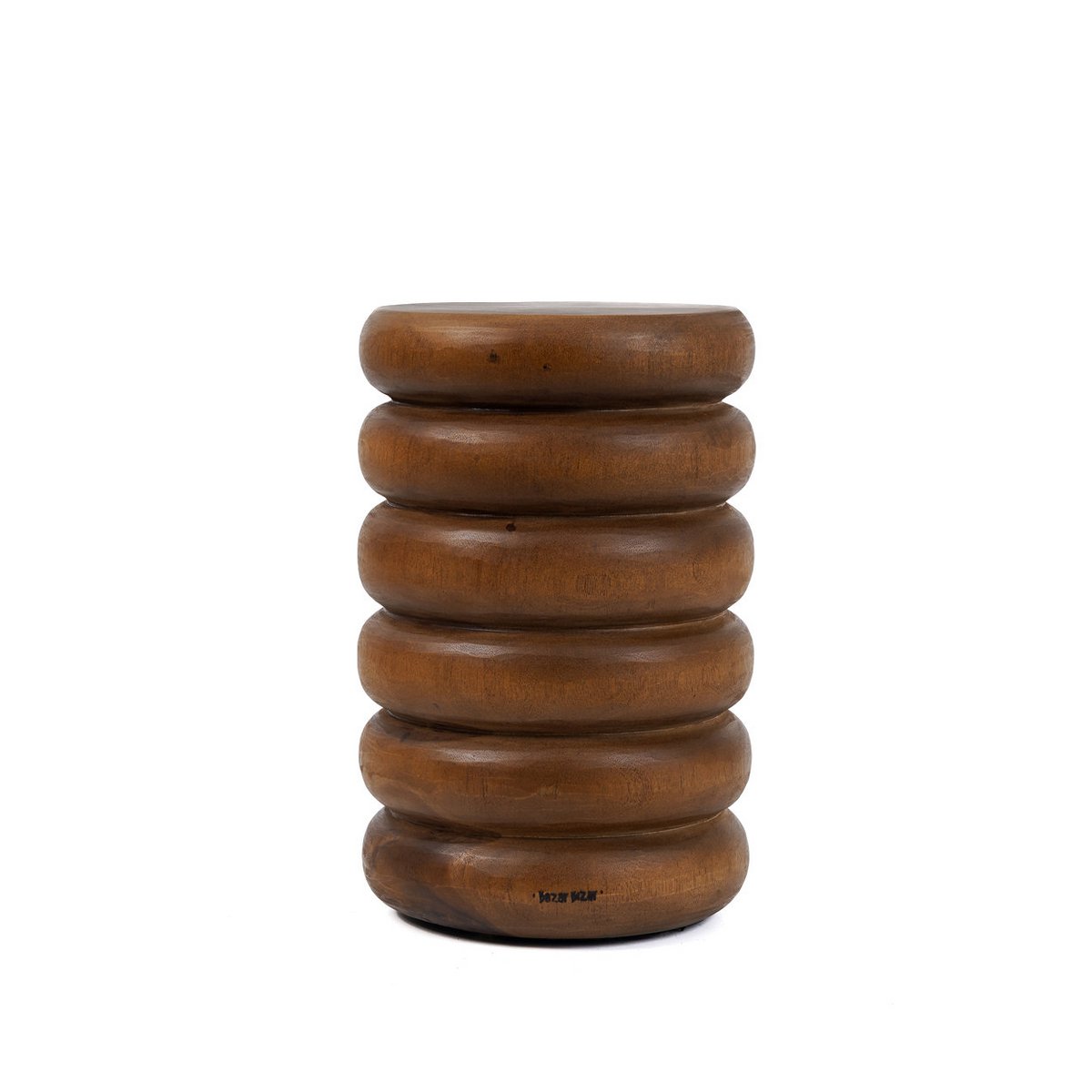 Le tabouret Umiko – un tabouret artisanal en bois naturel