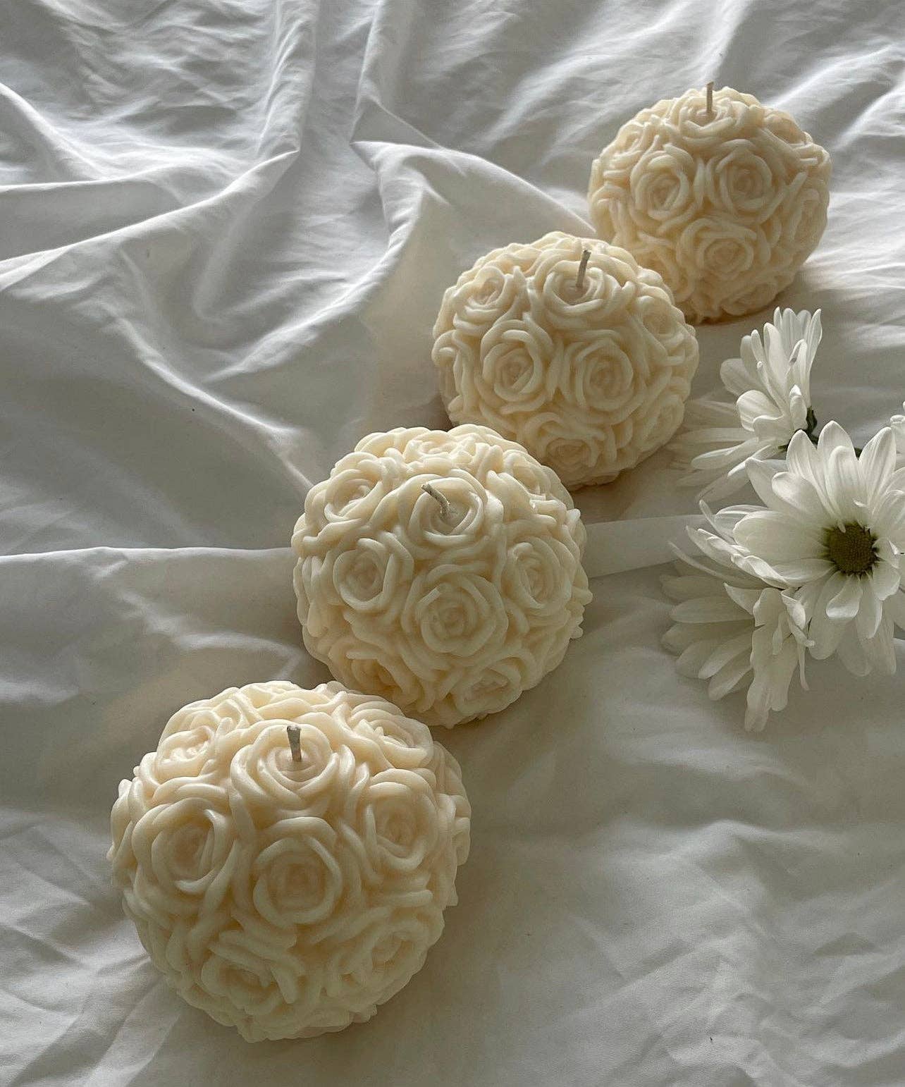 Boule lumineuse de roses | Bougie de soja faite à la main