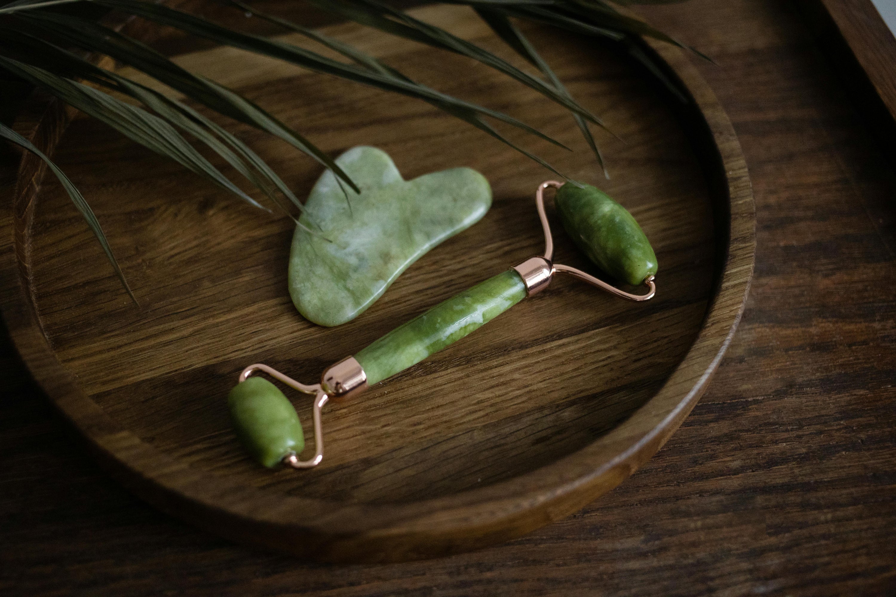 Jade Rollers och Gua Sha-verktyg