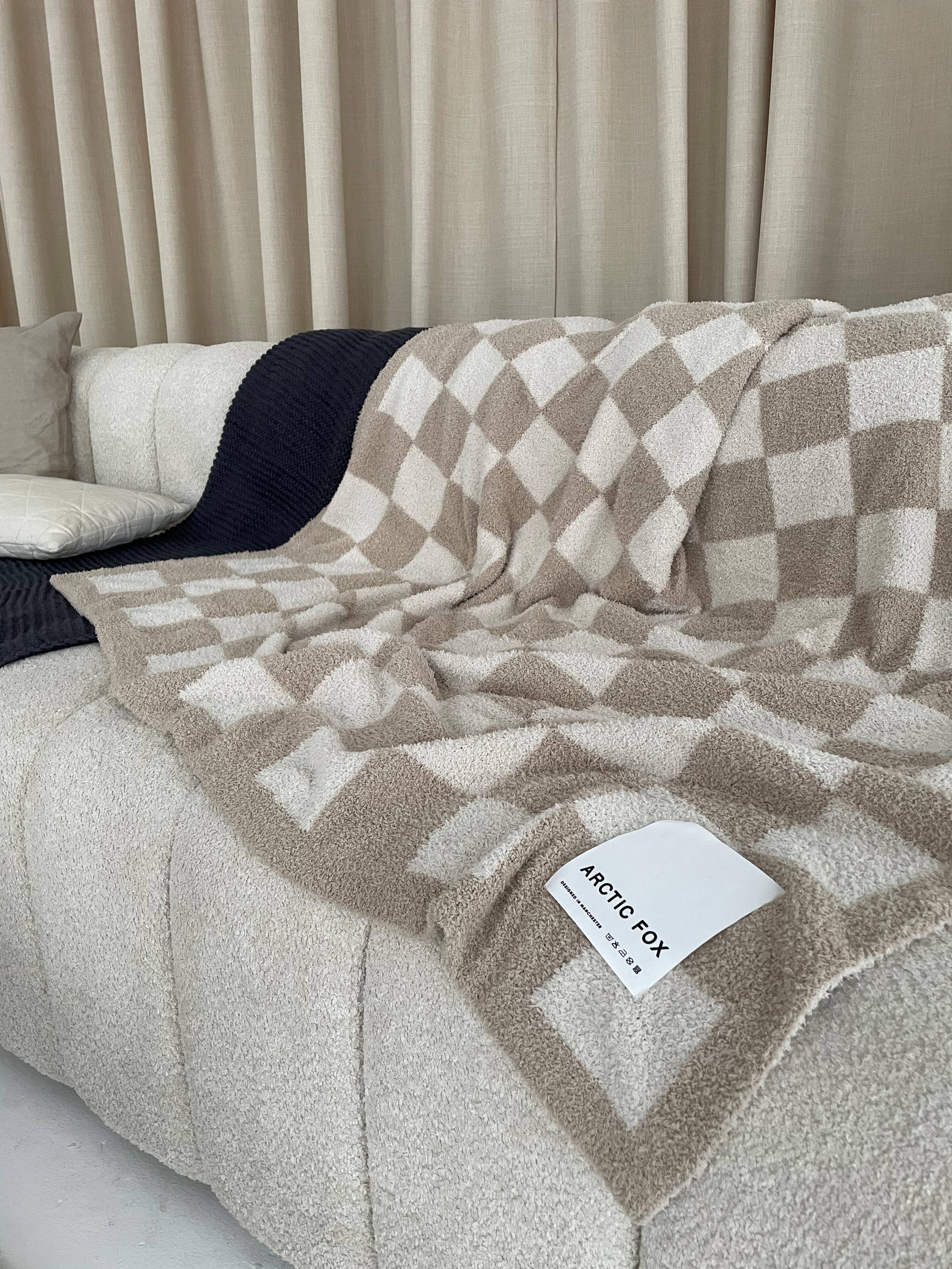 Teddy-filt i beige rutmönster | Arctic Fox &amp; Co.