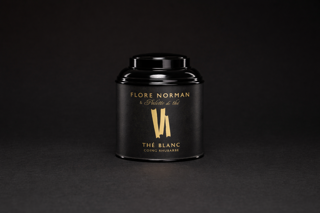Flore Norman – Rabarber | Vitt te Pai Mu Dan med kvitten &amp; rabarber (40 g)
