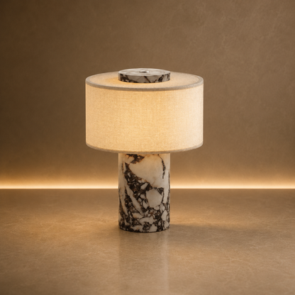 Luzia Bordslampa – Portabel designlampa i massiv Calacatta Viola Marmor | STONESY