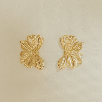 Monea Earrings | 18k Gold | Agape Studio Jewelry 