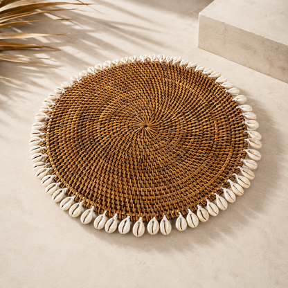 Das Koloniale Muschel-Tischset – Naturbraun