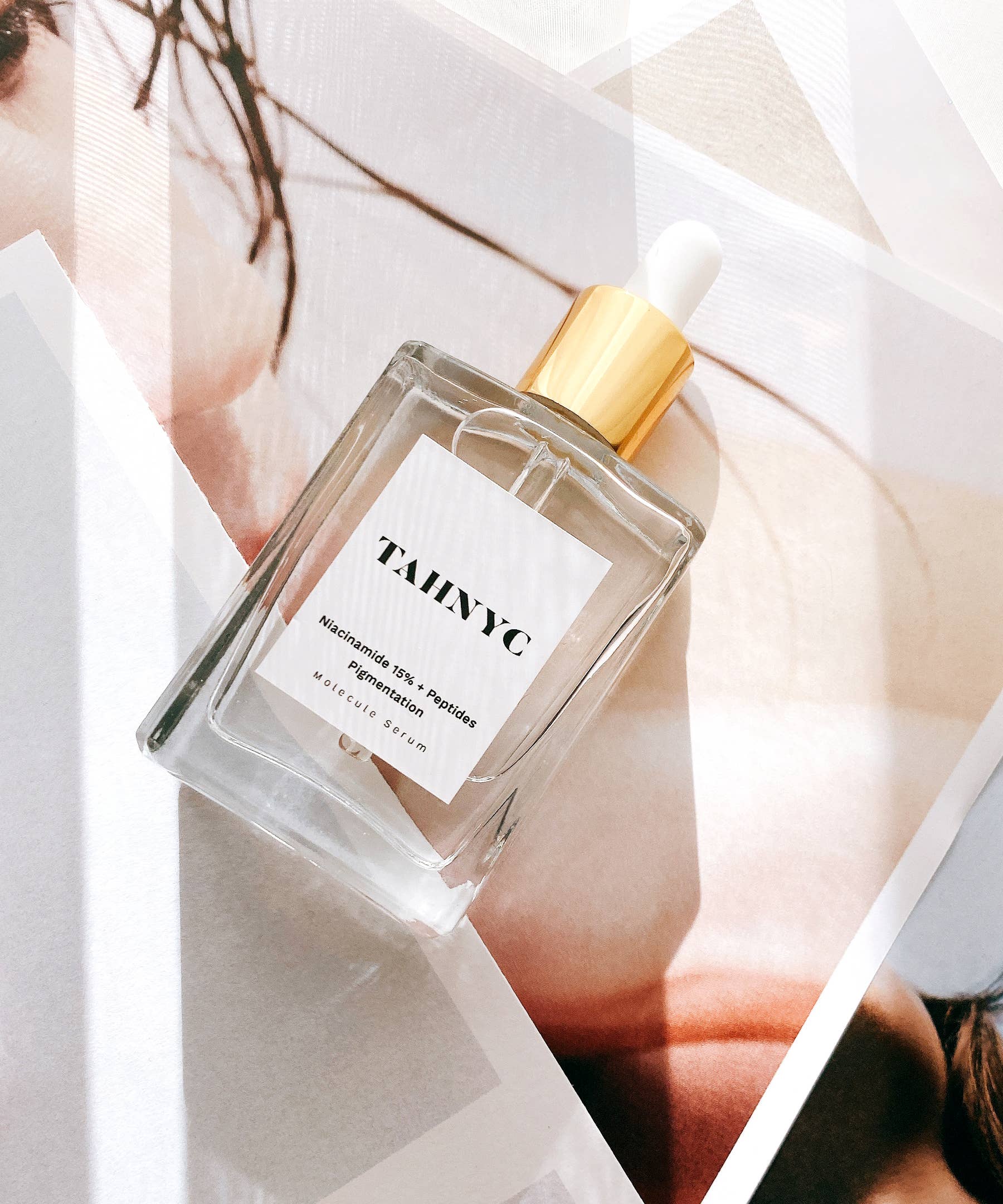 TAHNYC Niacinamide 15% + Peptides pour la Pigmentation