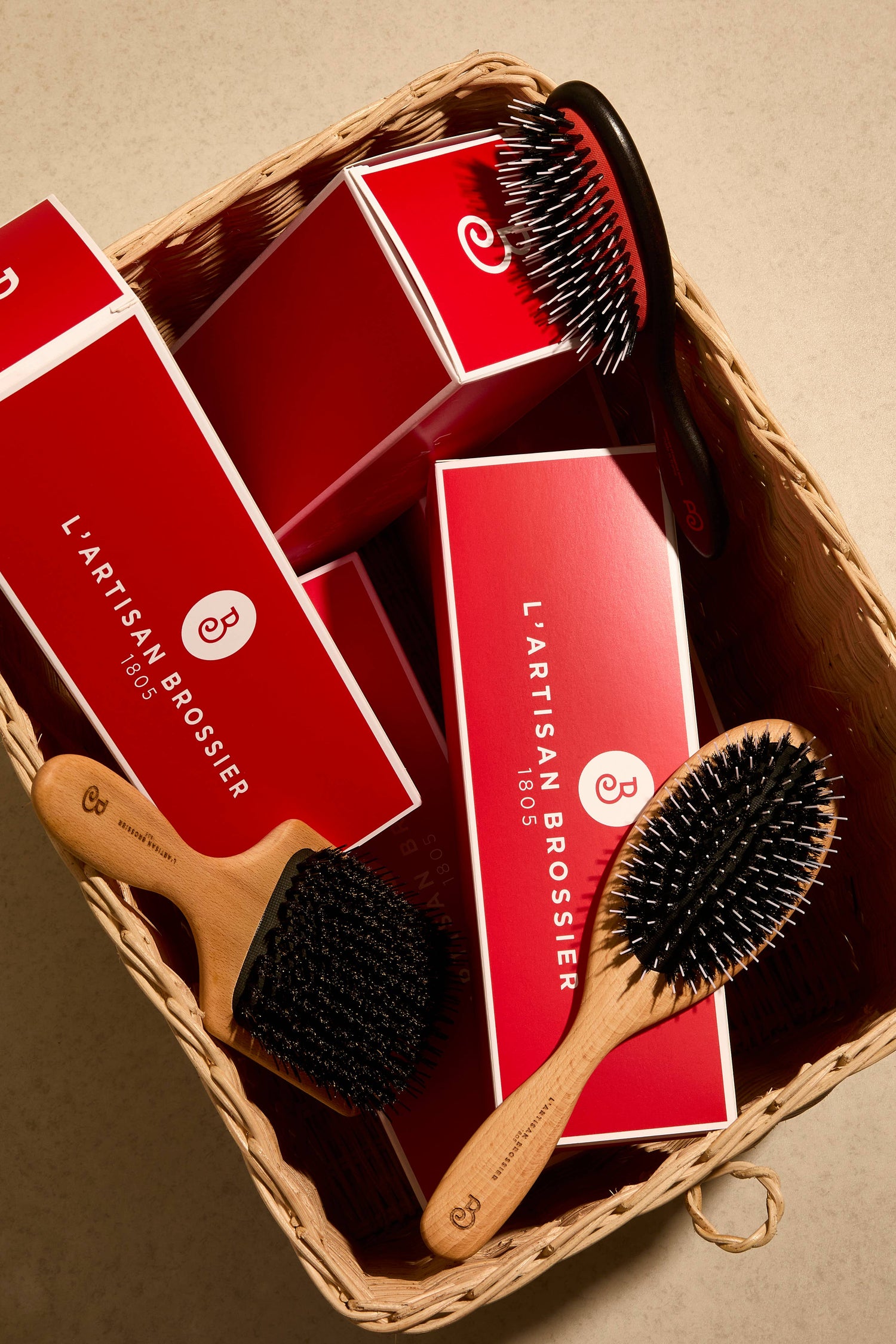 L’Artisan Brossier Gift Box – Red
