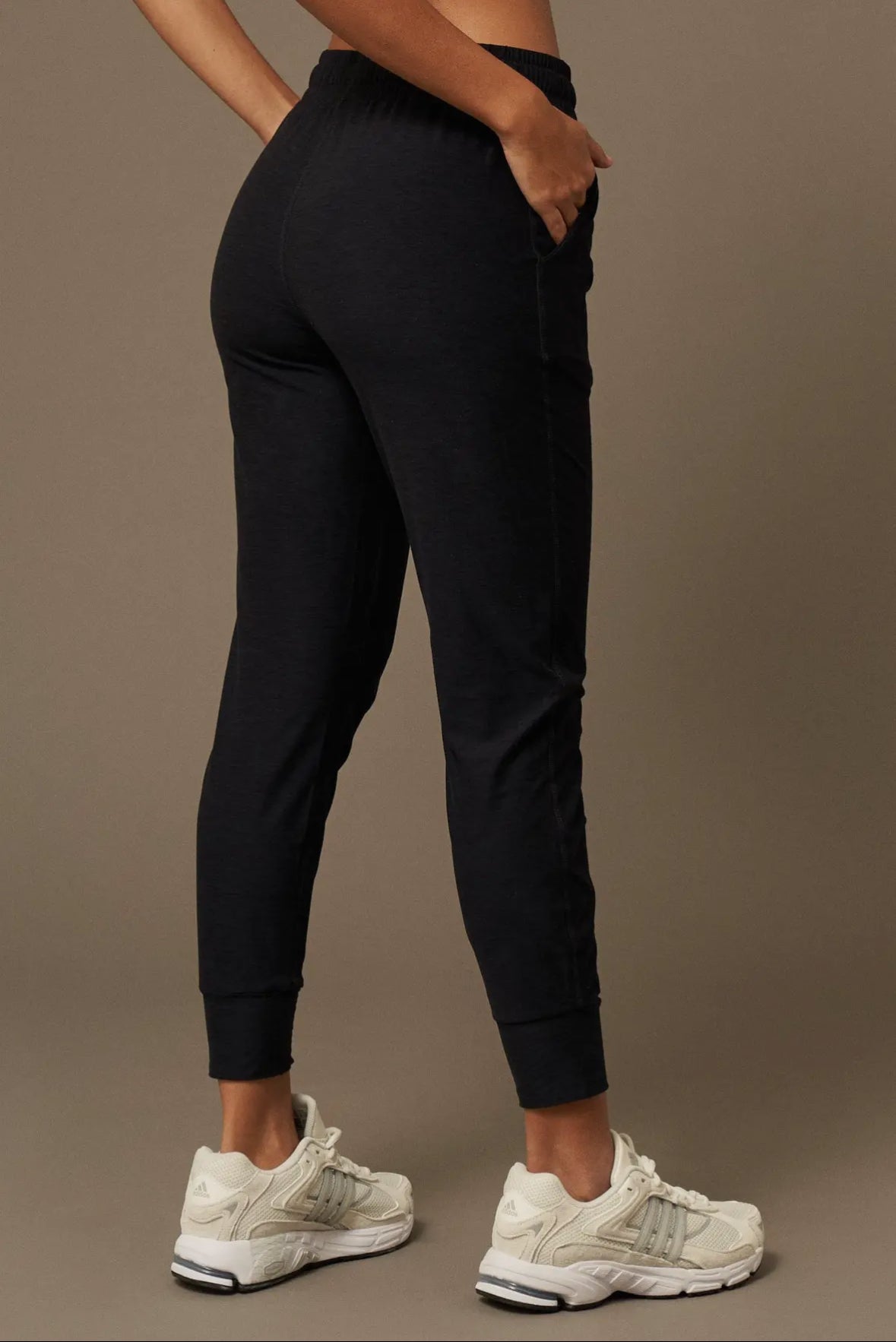 Lounge Jogger in Navy, Believe Athletics