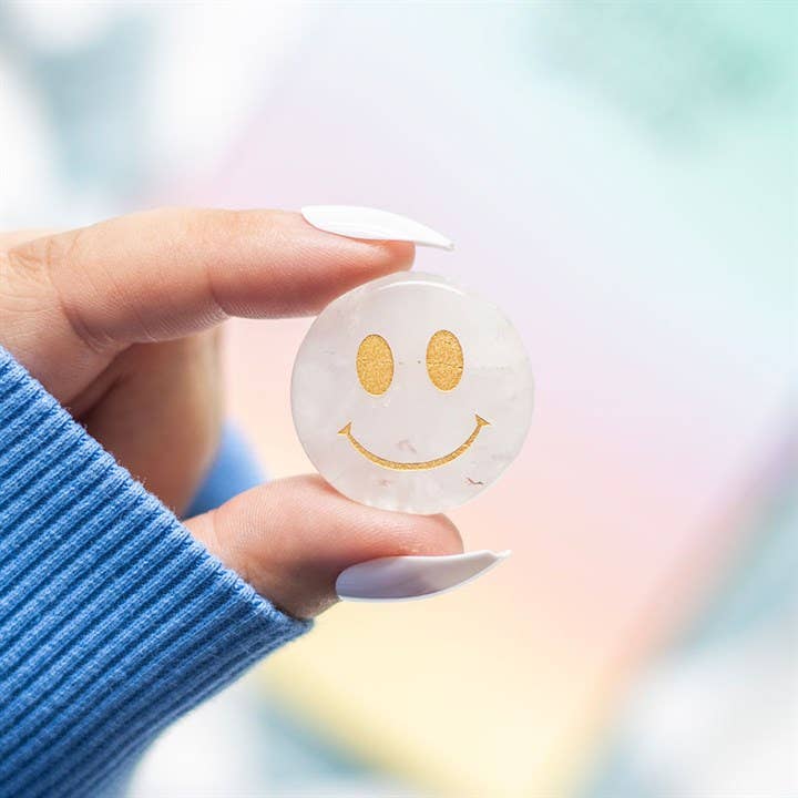 Happy Face Kristall | Rosenquarz – Eine Erinnerung an Selbstliebe und Wohlbefinden