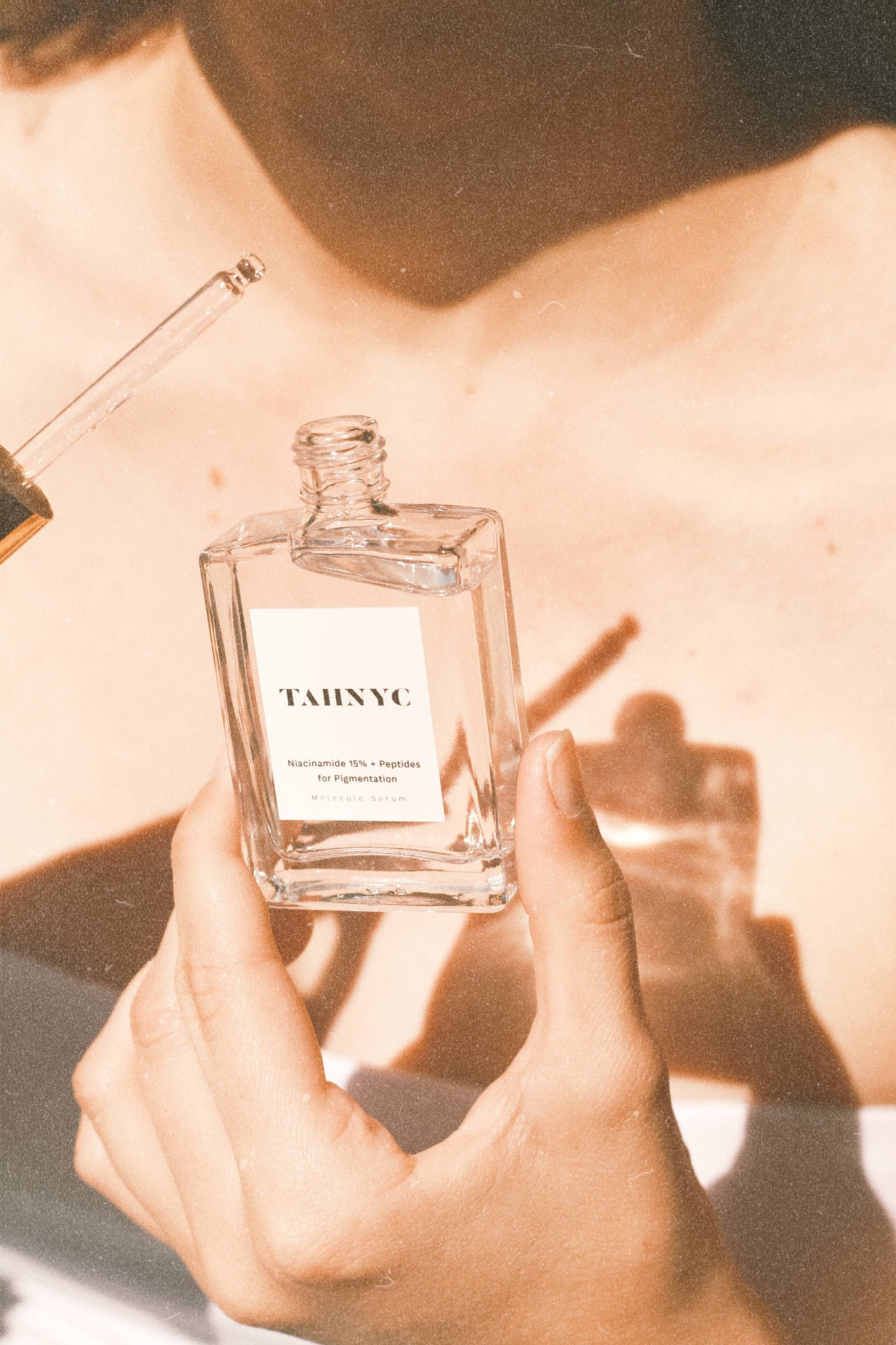 TAHNYC Niacinamide 15% + Peptides pour la Pigmentation