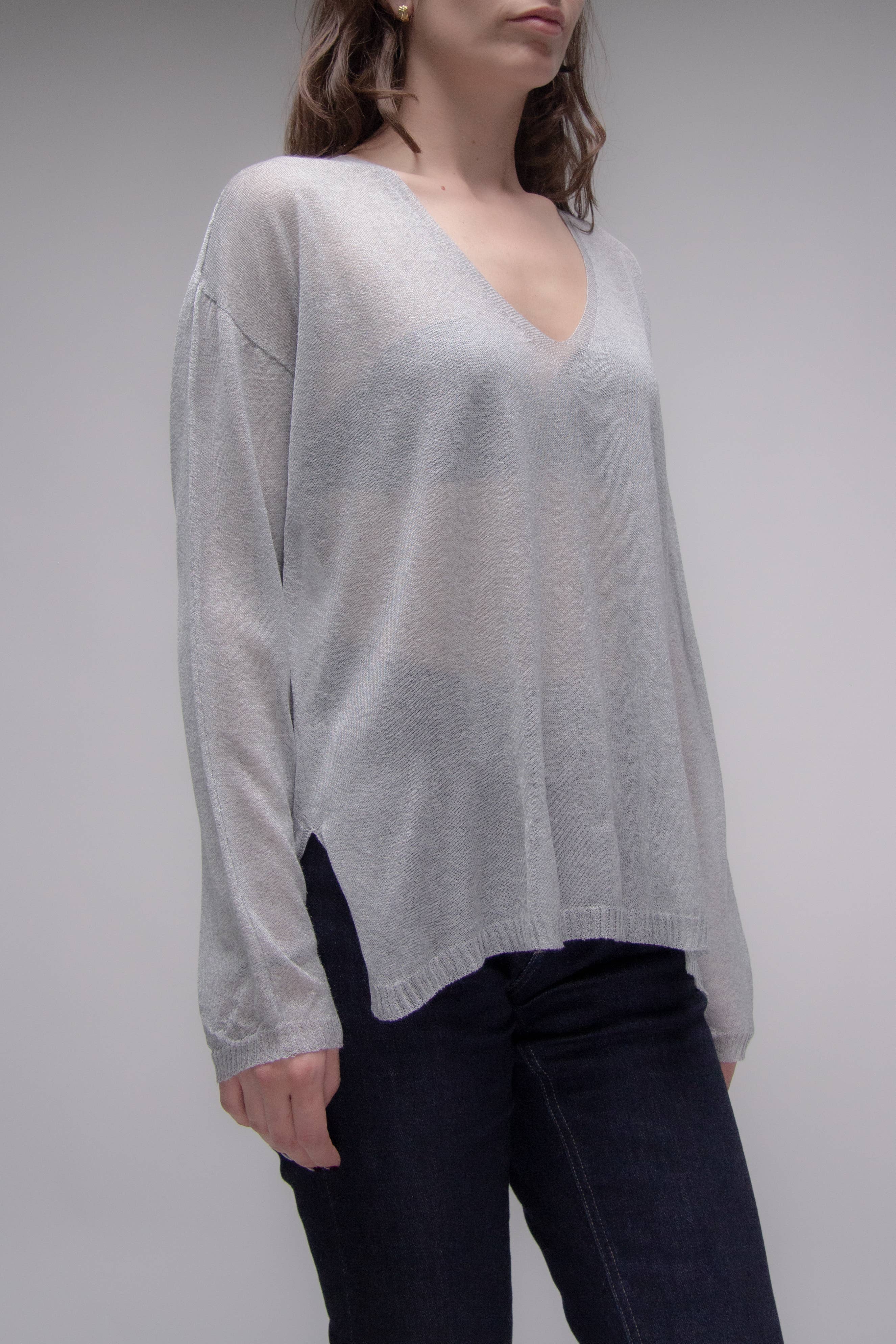 Übergroßer, fein gestrickter Viskosemix-Pullover mit Seitenschlitz, LÈMME