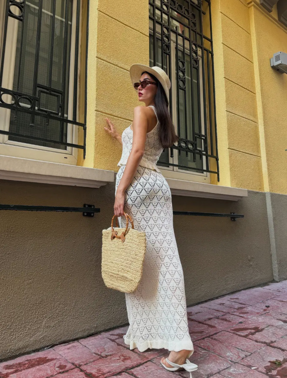 Ensemble Jupe Longue en Maille &amp; Haut Halter – Élégance Écru
