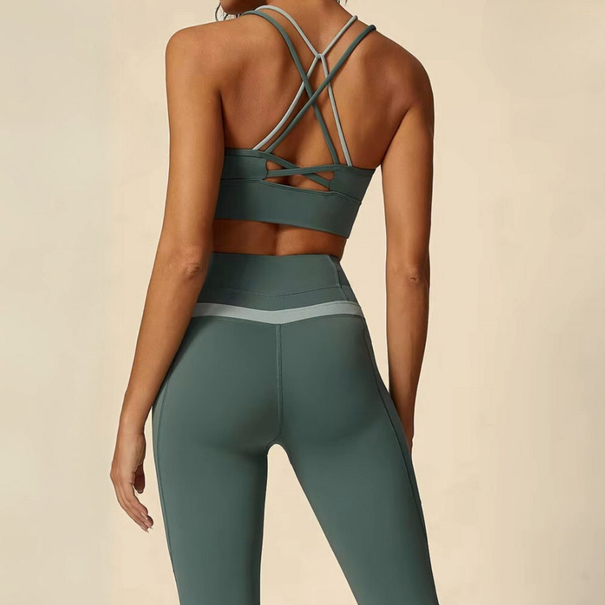 GOOD GIRL® Cross Back Sport-Bralette – Sage Green