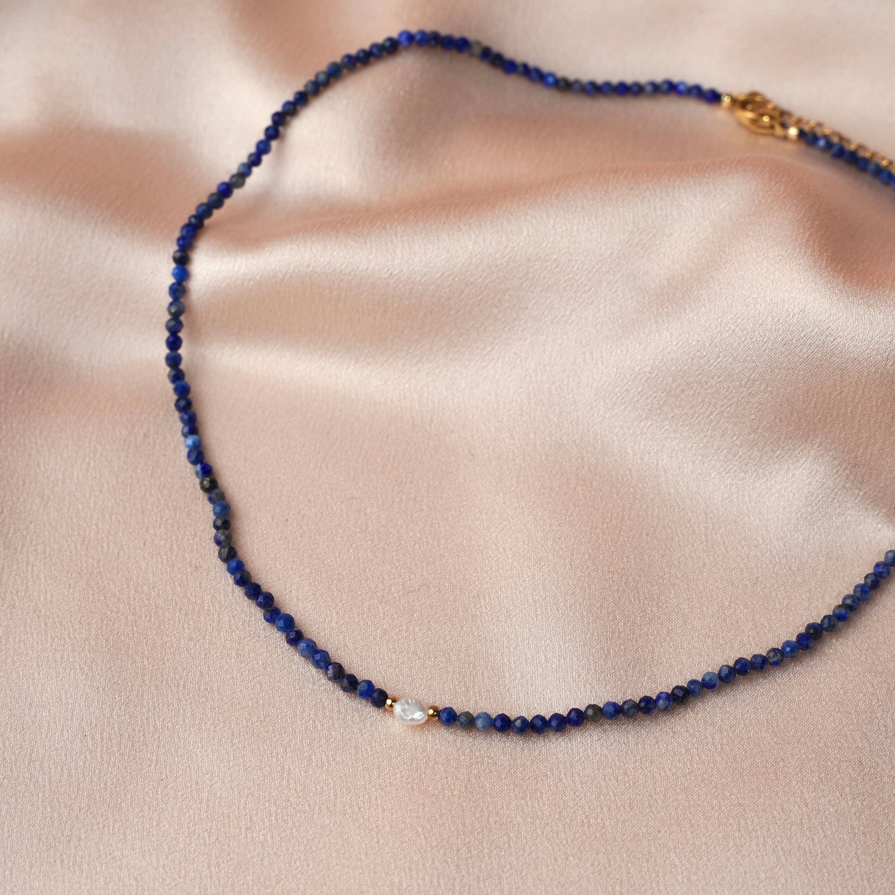 Halskette | Lapislazuli und Perlen