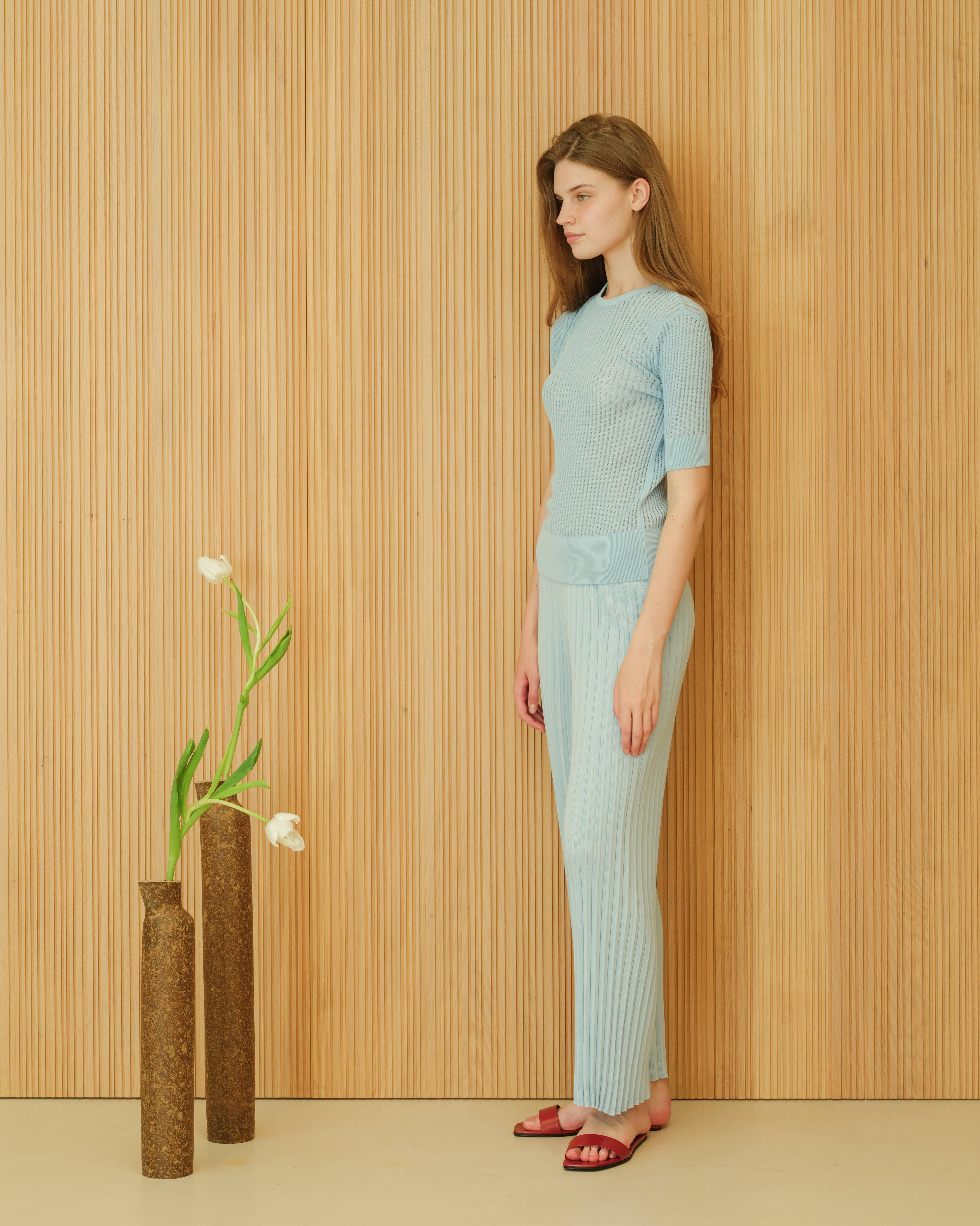 Plisserade stickade byxor i kammad bomull | Lèmme