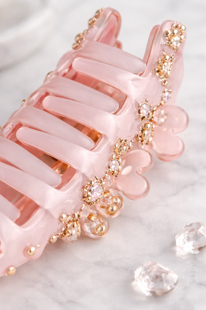Rosalie Hair Claw | Rosa blomsterprydd hårklämma i akryl