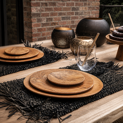 The Pierced Ball Black Gold – Ljuslykta i mässing | Bazar Bizar
