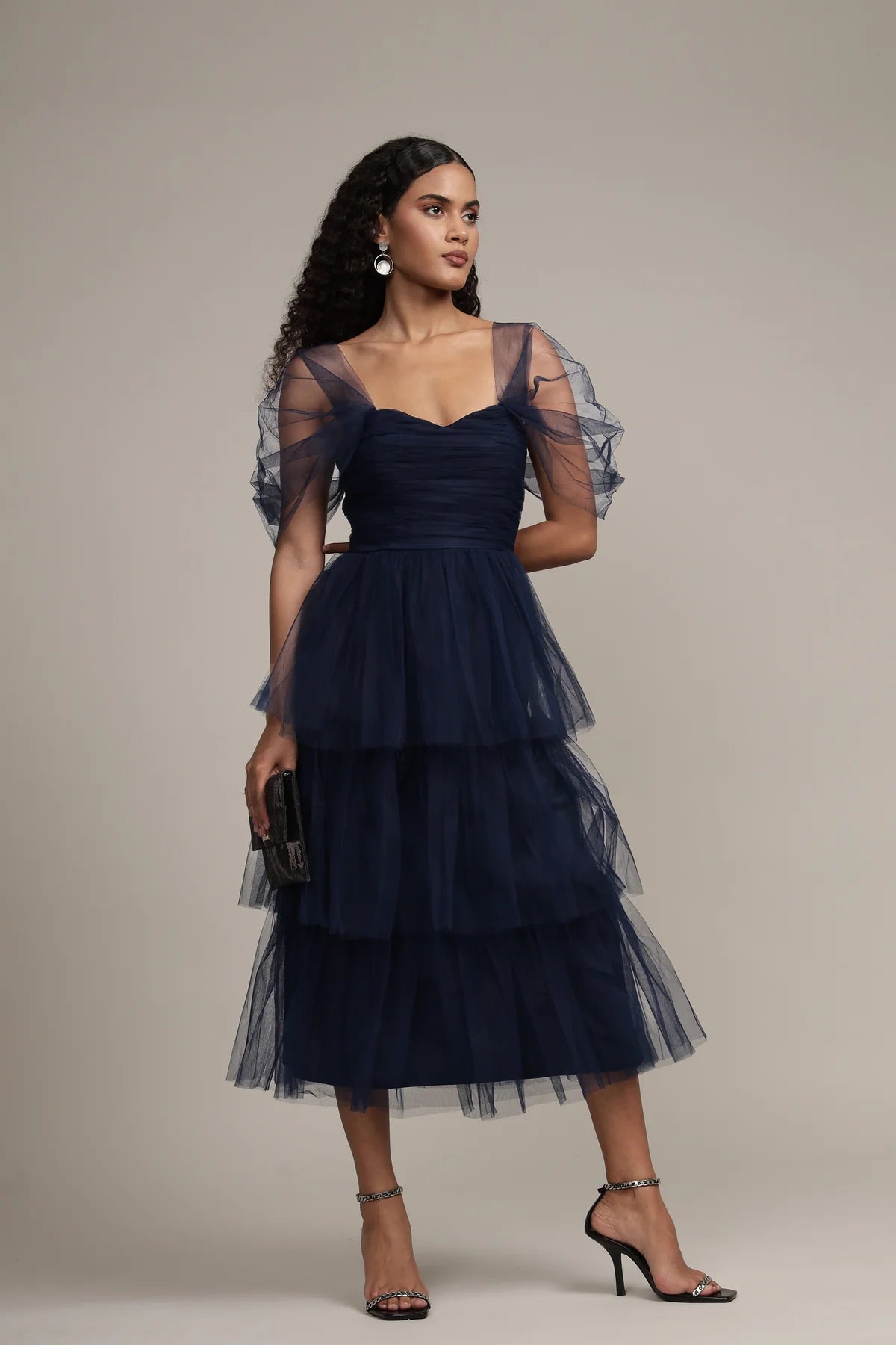Lace &amp; Beads – Robe mi-longue en tulle Sydney bleu marine