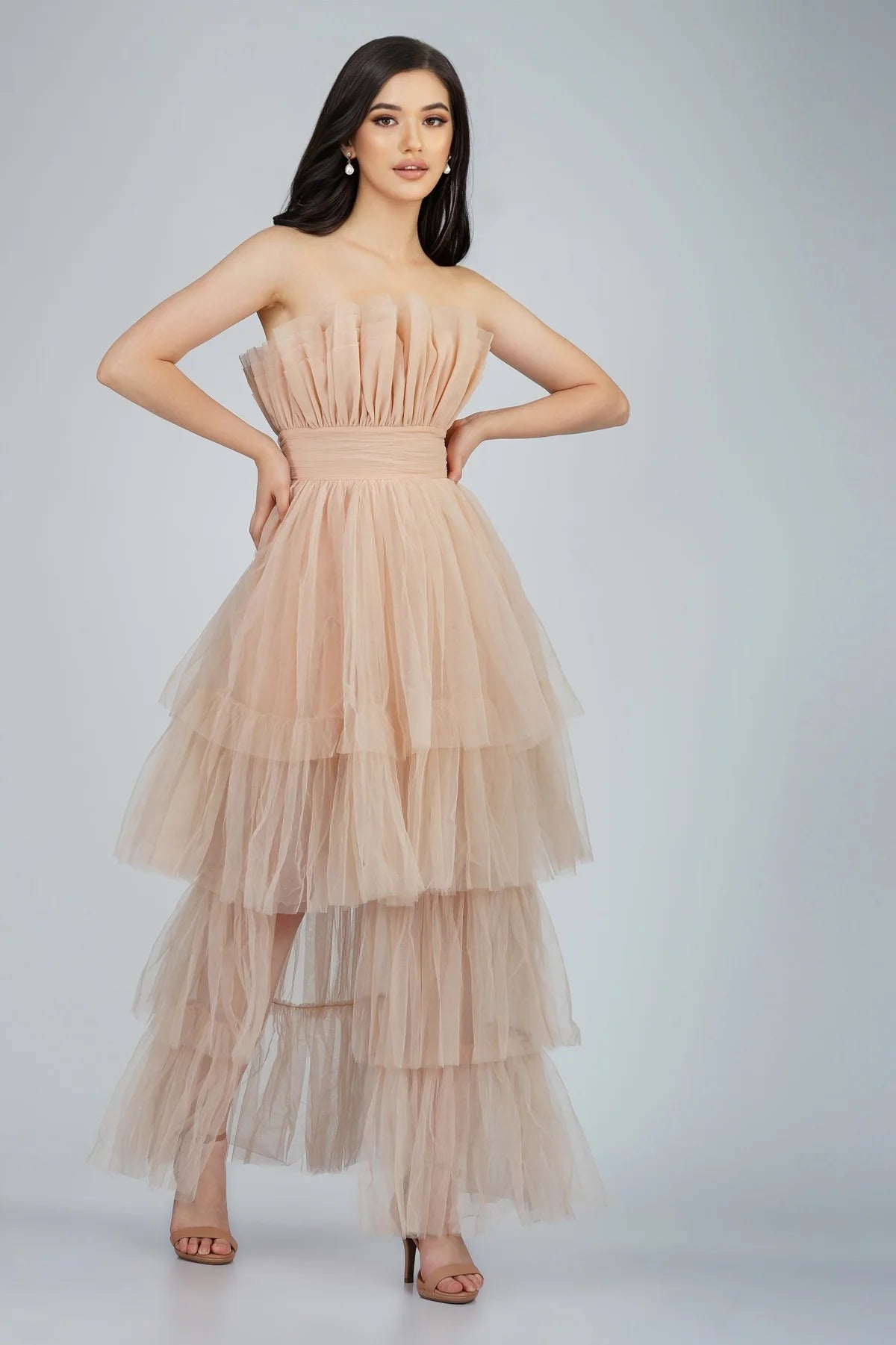 Lace &amp; Beads – Nelita Maxikleid in Neutral